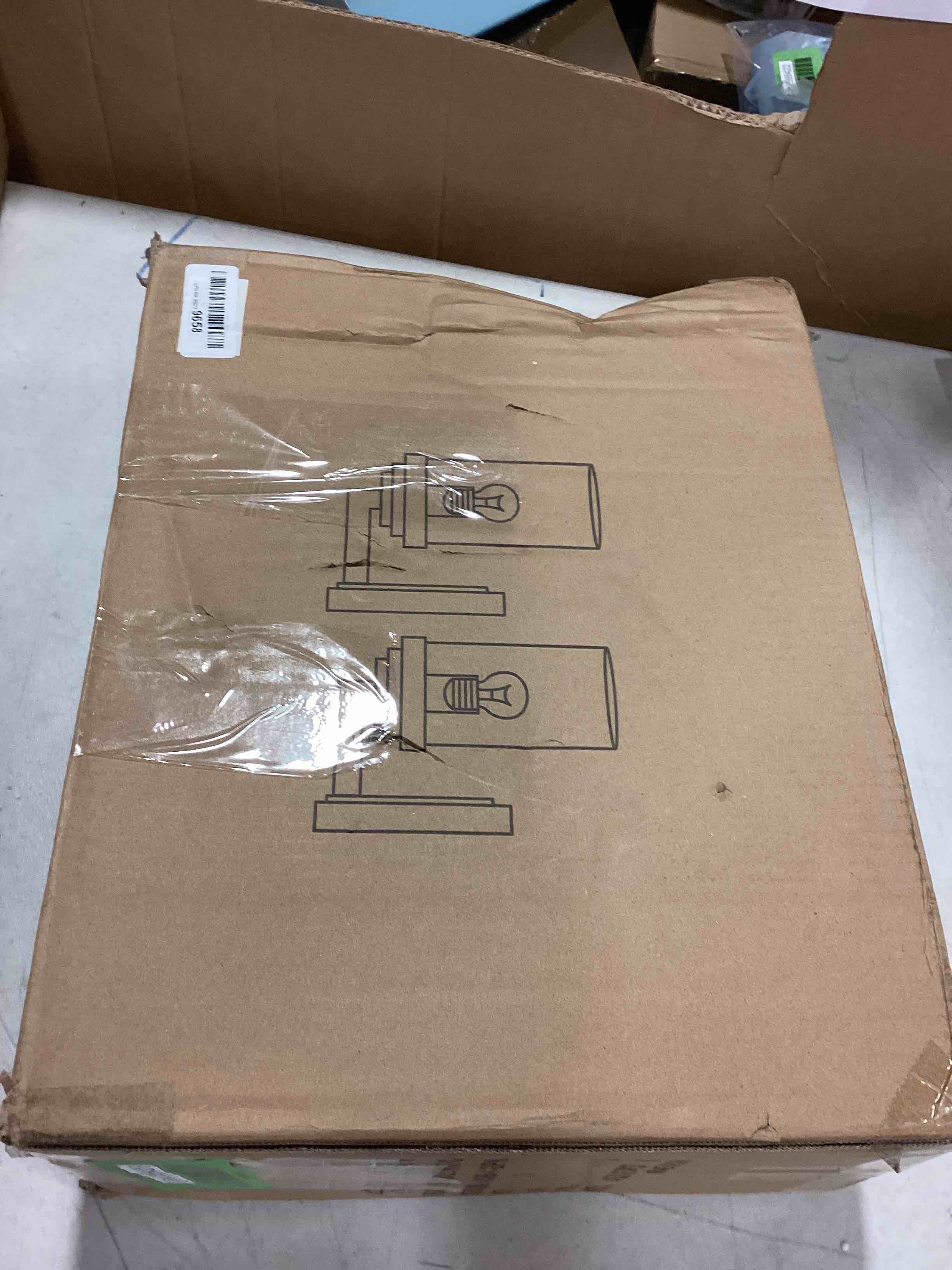https://s3.amazonaws.com/lotting-images-prod/bidfta/GRN6588428_1716297925806.jpeg