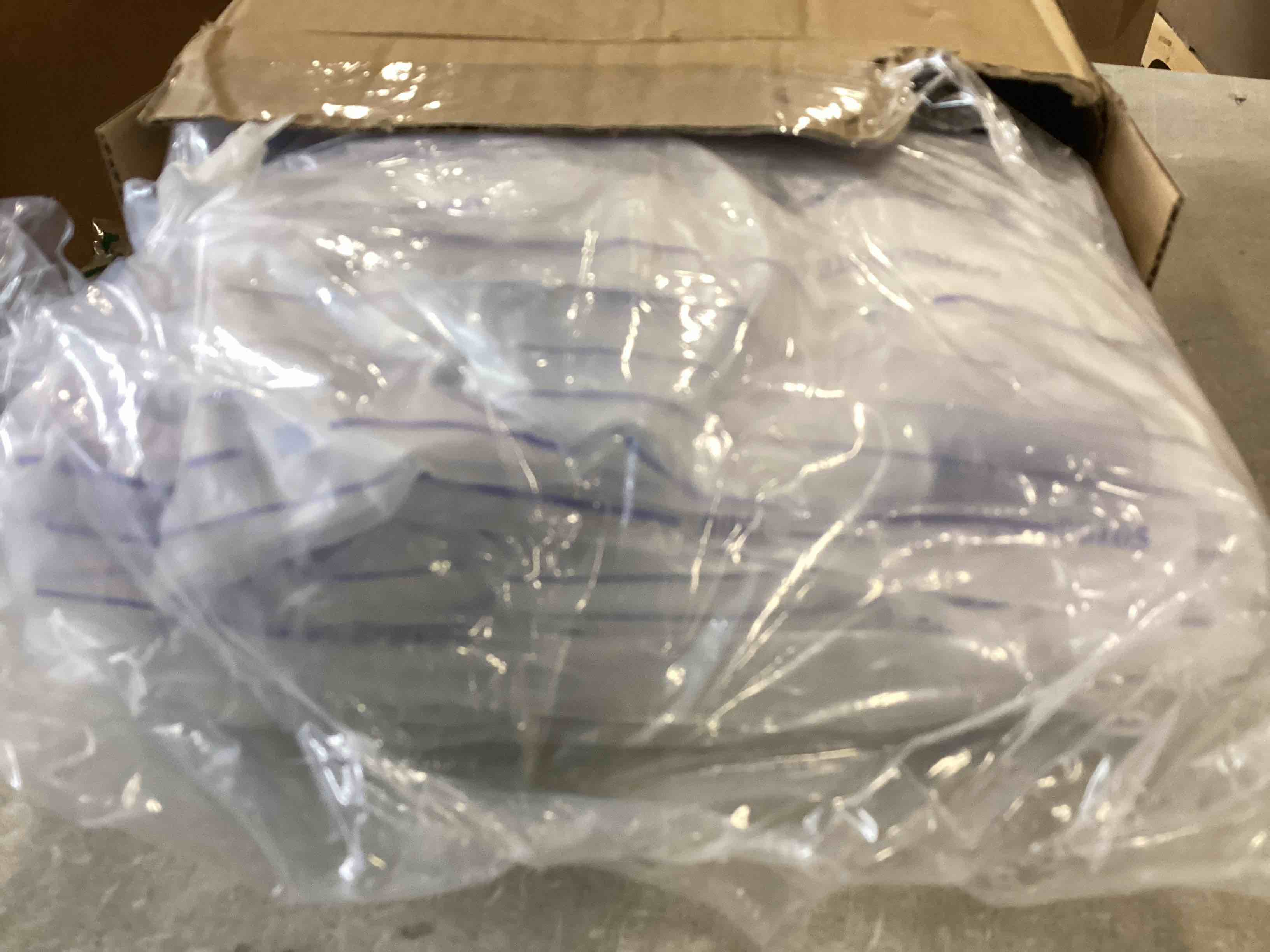 https://s3.amazonaws.com/lotting-images-prod/bidfta/GRN6589880_1716404197141.jpeg