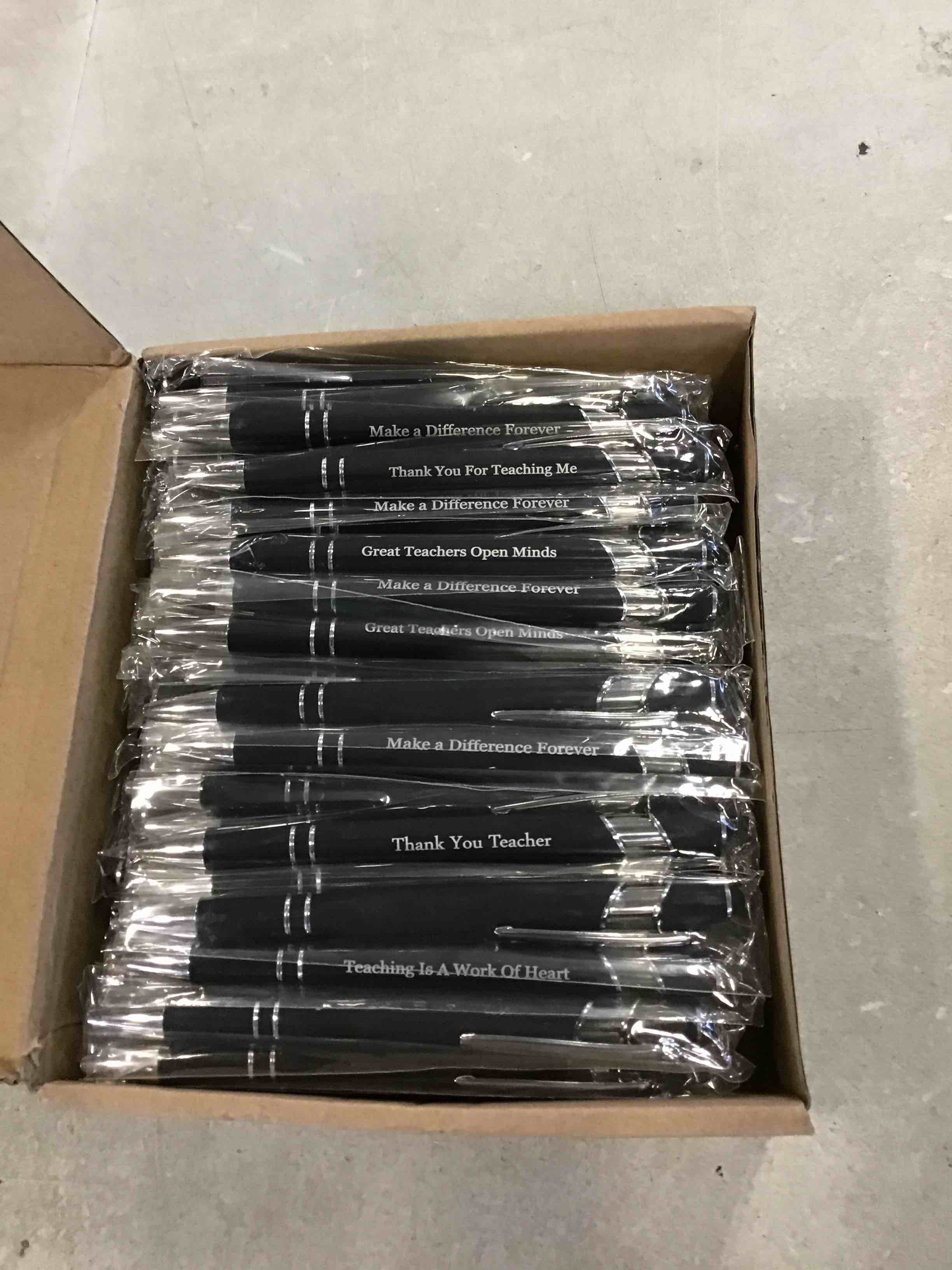 https://s3.amazonaws.com/lotting-images-prod/bidfta/GRN6590829_1716482895643.jpeg