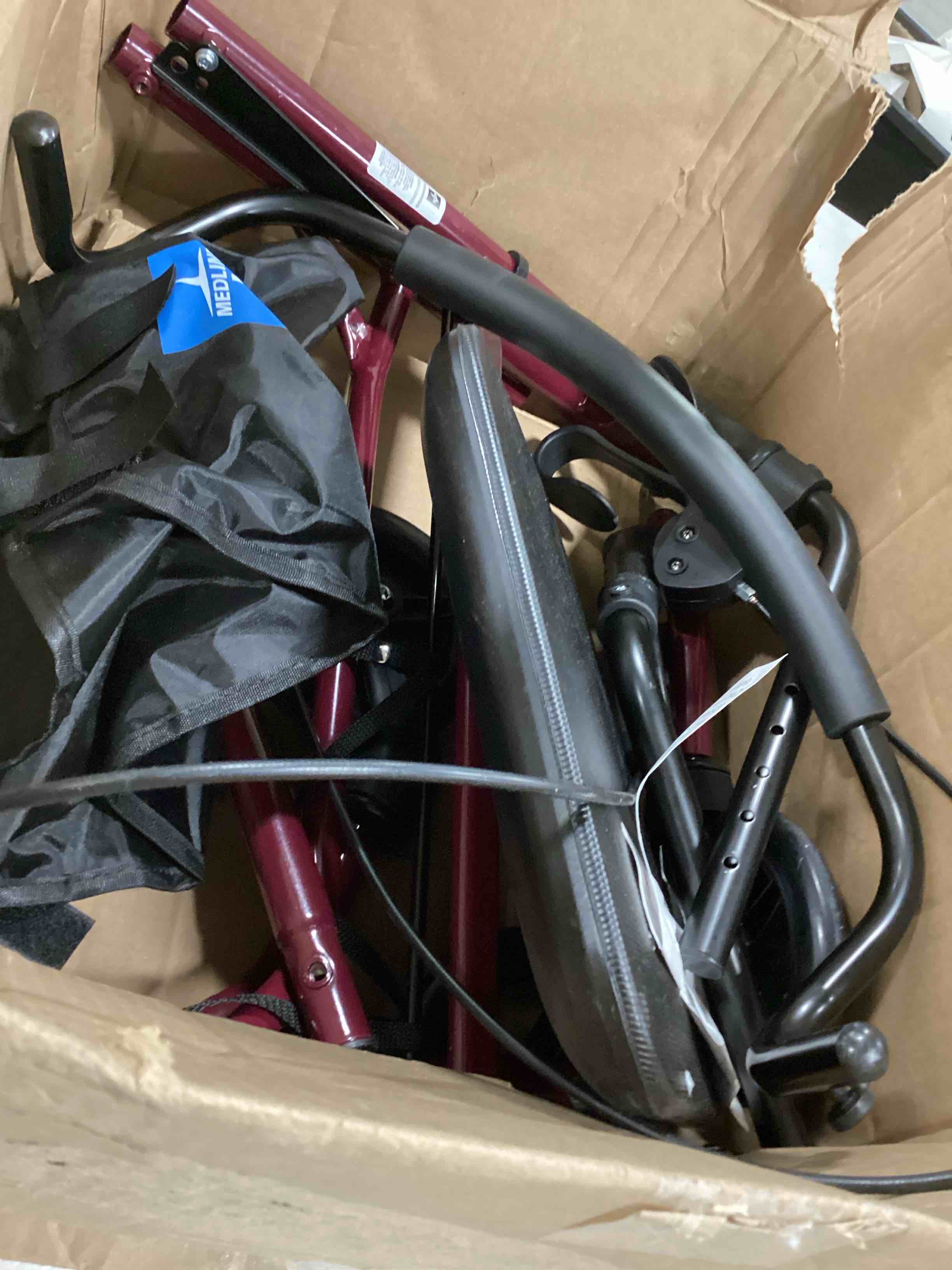 https://s3.amazonaws.com/lotting-images-prod/bidfta/GRN6591653_1715710644739.jpeg
