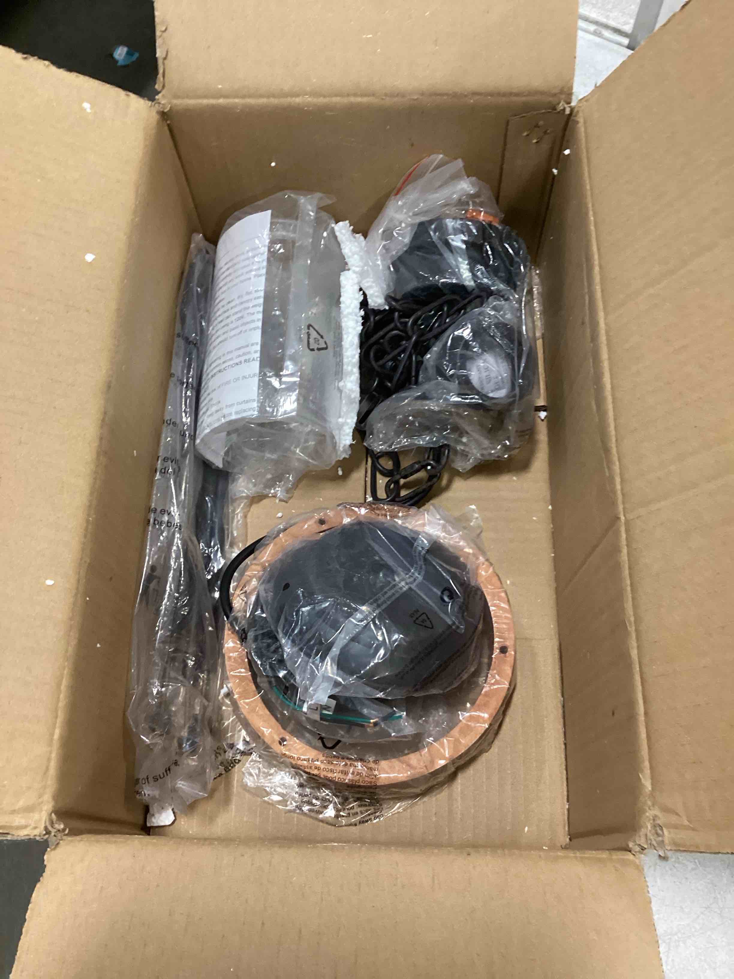 https://s3.amazonaws.com/lotting-images-prod/bidfta/GRN6592462_1716036836389.jpeg
