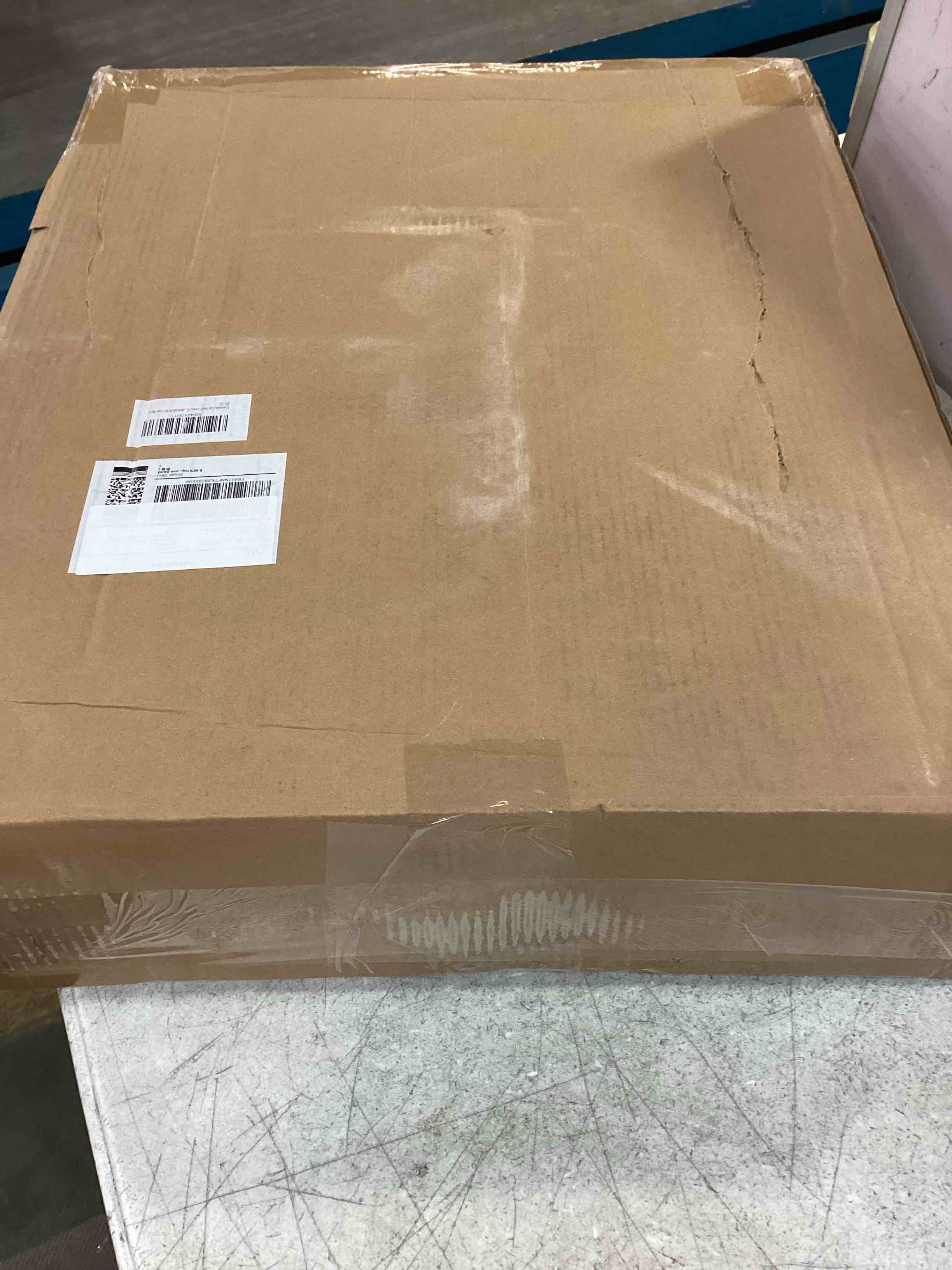 https://s3.amazonaws.com/lotting-images-prod/bidfta/GRN6592847_1716296643329.jpeg