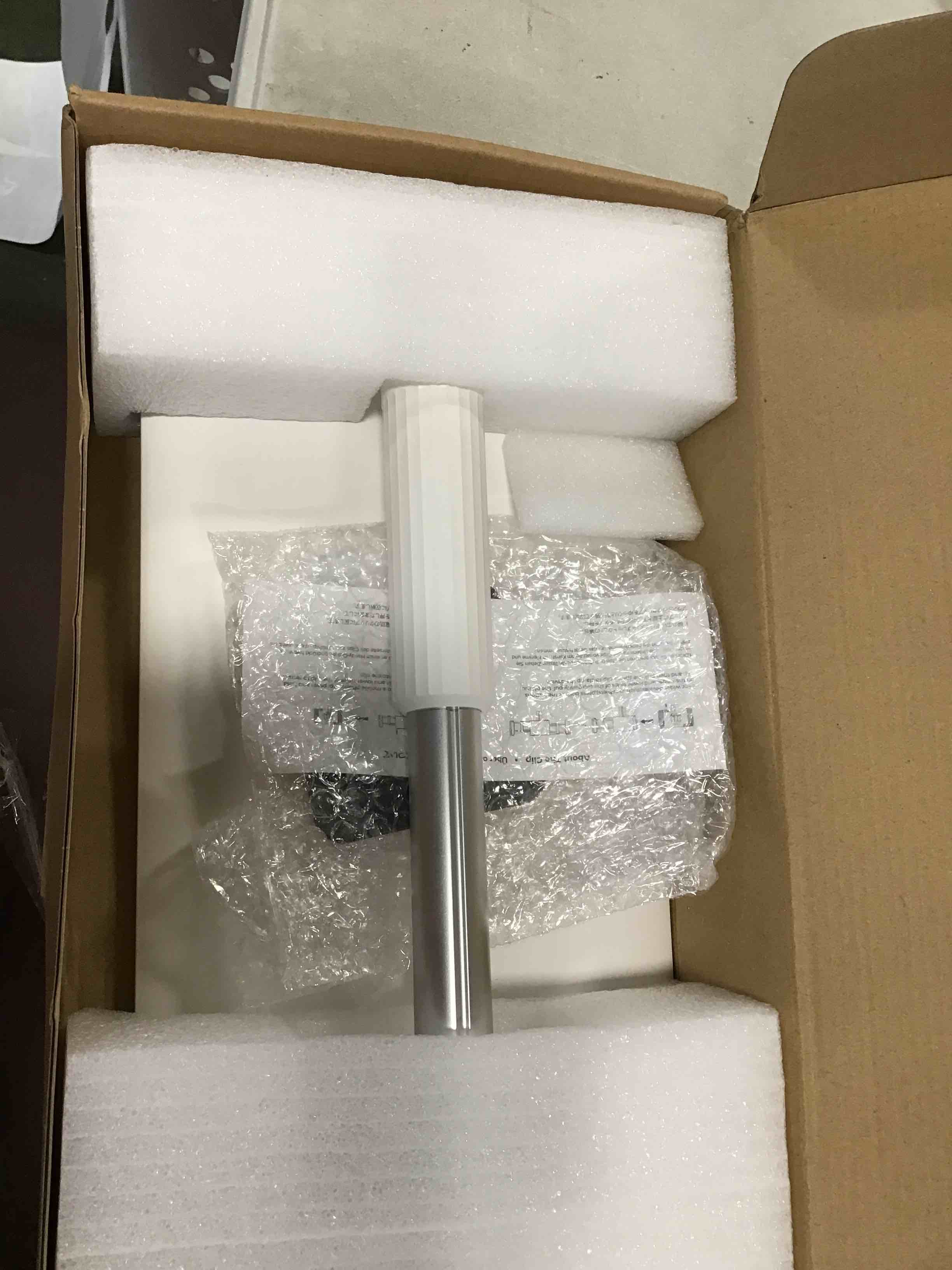 https://s3.amazonaws.com/lotting-images-prod/bidfta/GRN6593323_1715779119259.jpeg