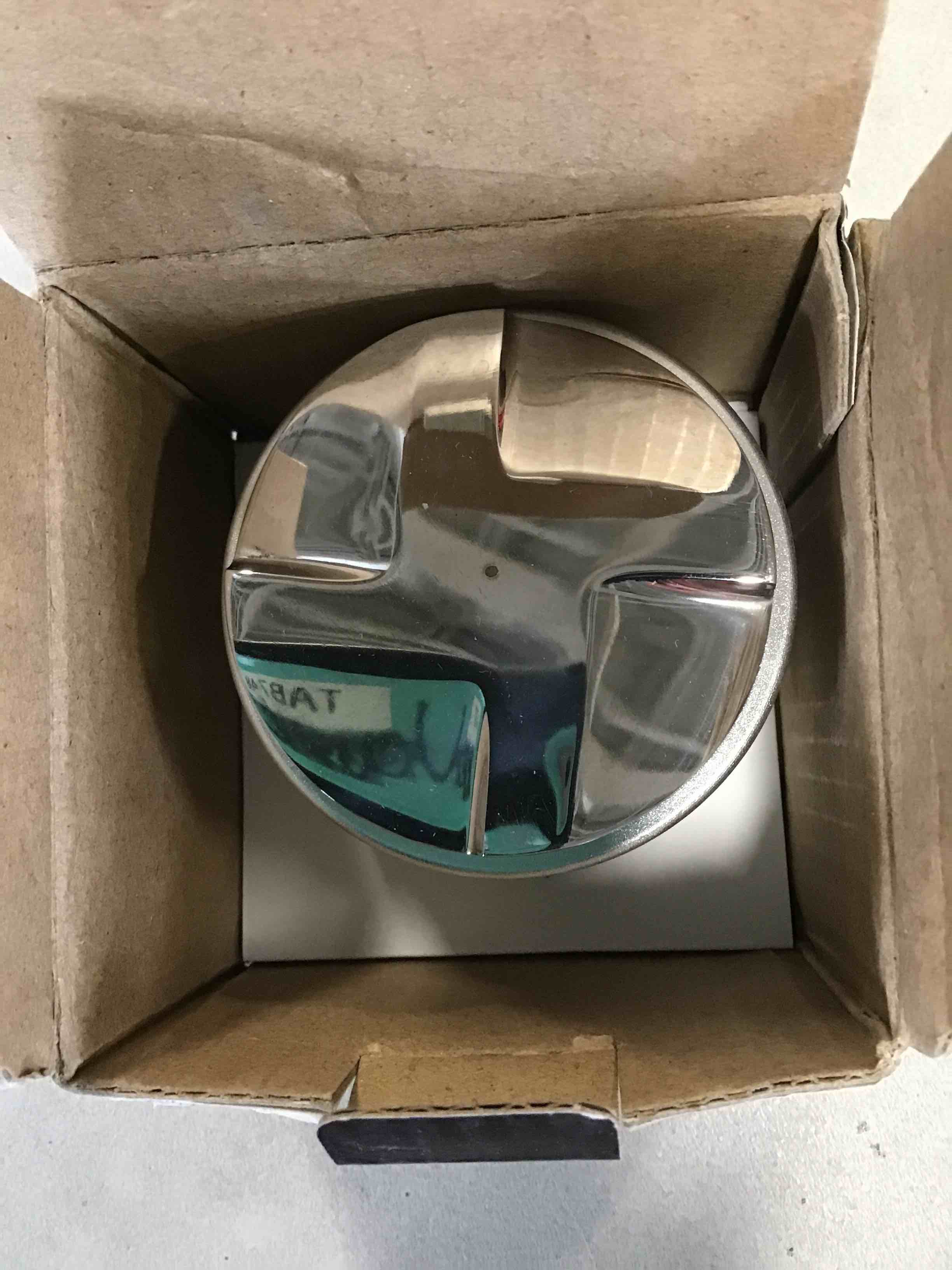 https://s3.amazonaws.com/lotting-images-prod/bidfta/GRN6593442_1715787732403.jpeg