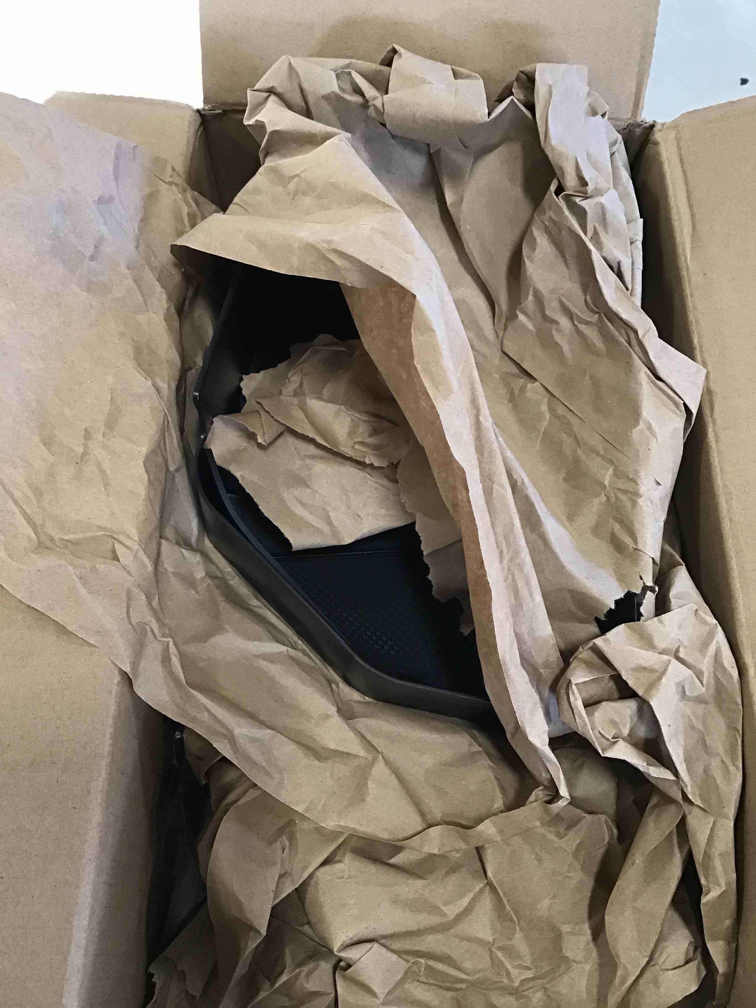 https://s3.amazonaws.com/lotting-images-prod/bidfta/GRN6593702_1715860933505.jpeg