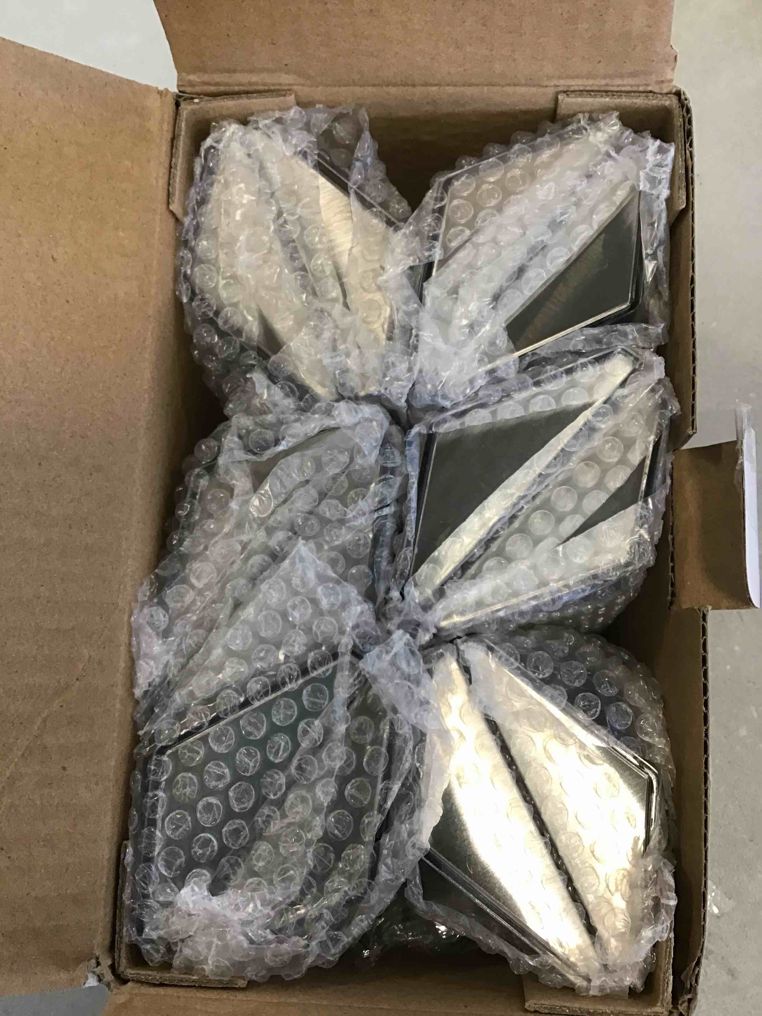 https://s3.amazonaws.com/lotting-images-prod/bidfta/GRN6593789_1715867275171.jpeg
