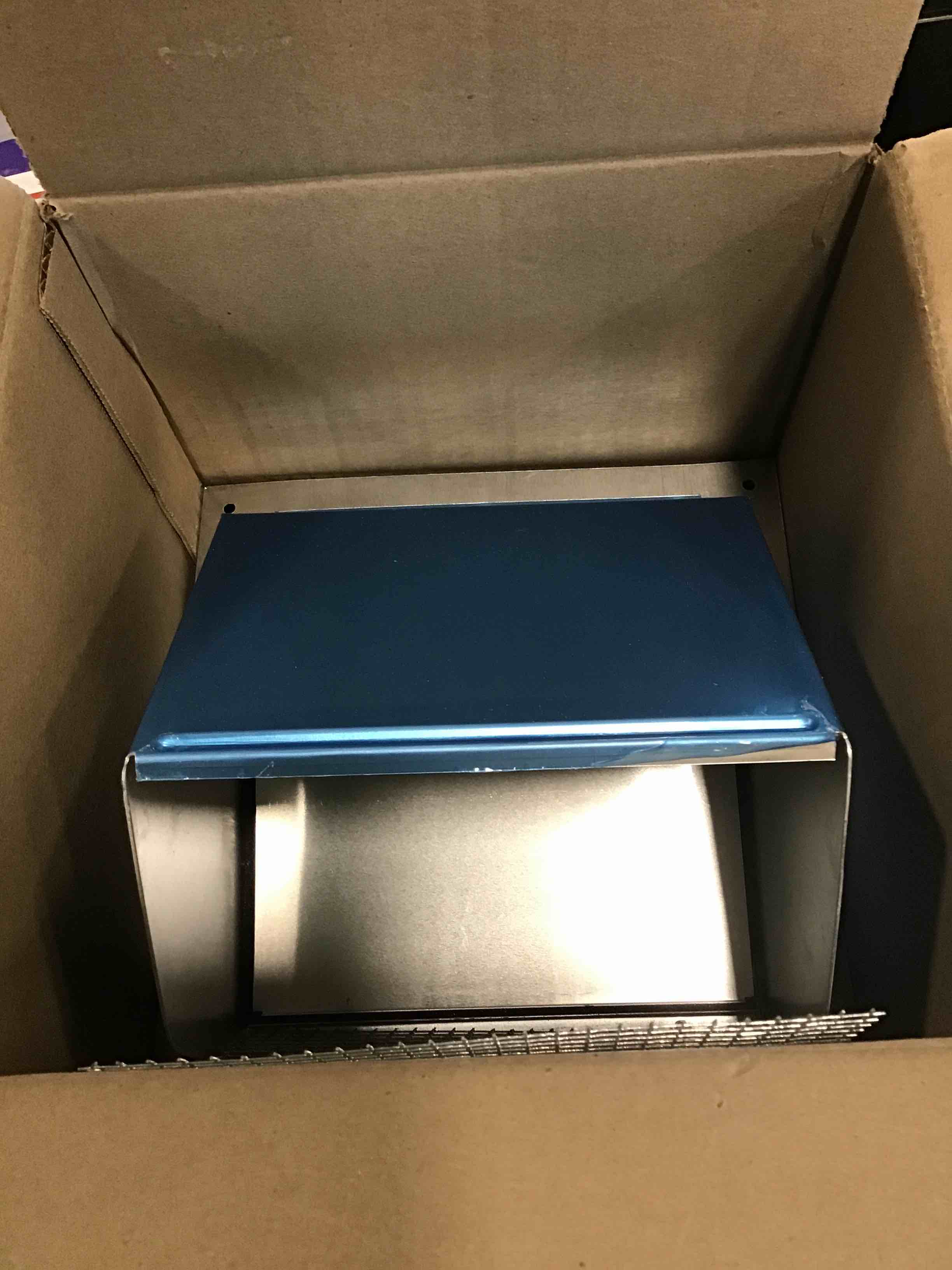 https://s3.amazonaws.com/lotting-images-prod/bidfta/GRN6594058_1715951591254.jpeg