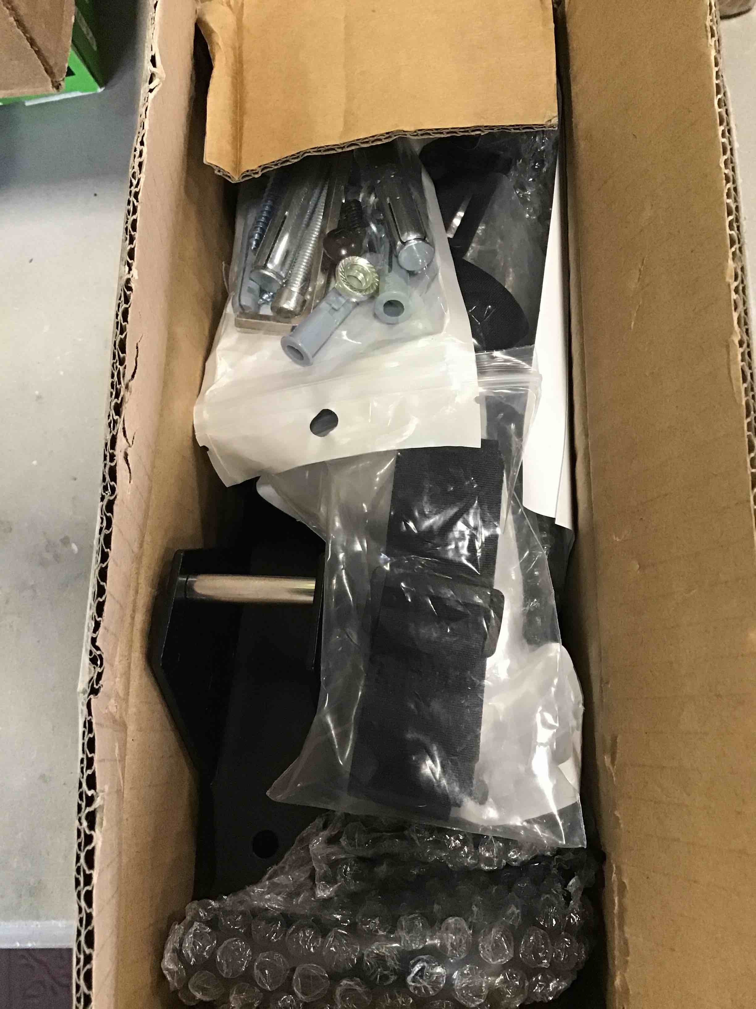 https://s3.amazonaws.com/lotting-images-prod/bidfta/GRN6594320_1715974106560.jpeg