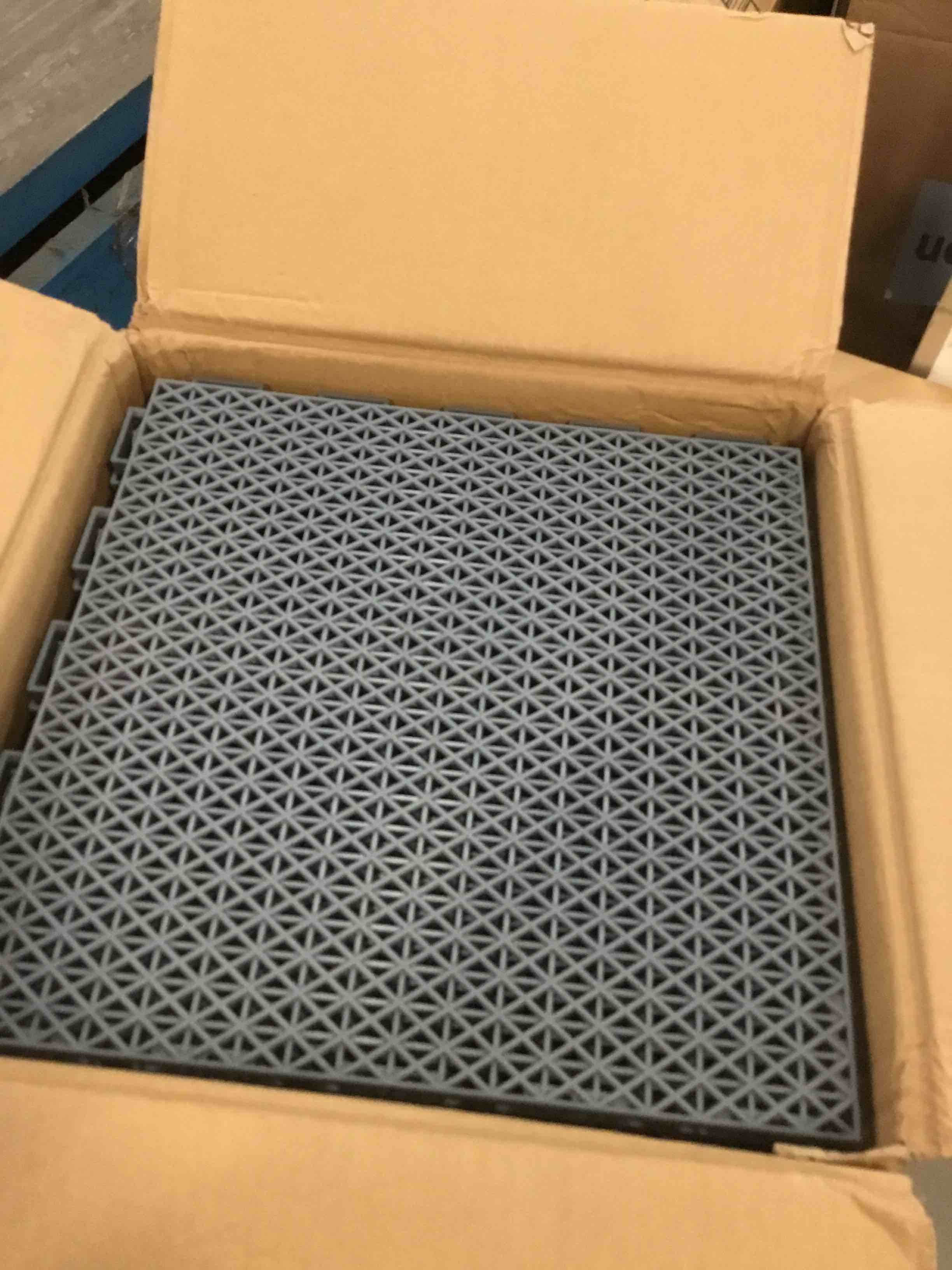 https://s3.amazonaws.com/lotting-images-prod/bidfta/GRN6595627_1716211110986.jpeg