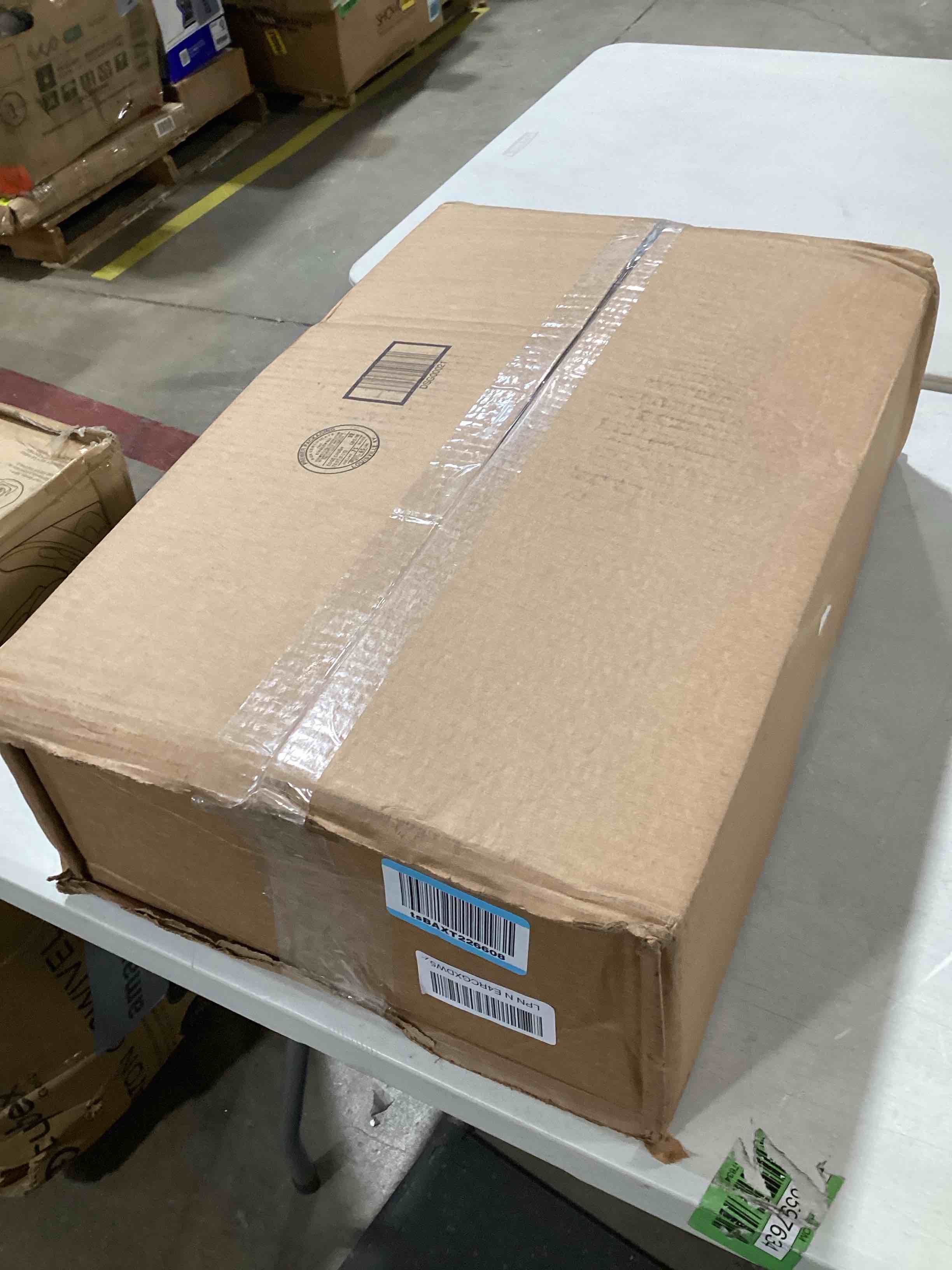 https://s3.amazonaws.com/lotting-images-prod/bidfta/GRN6597933_1722944361221.jpeg