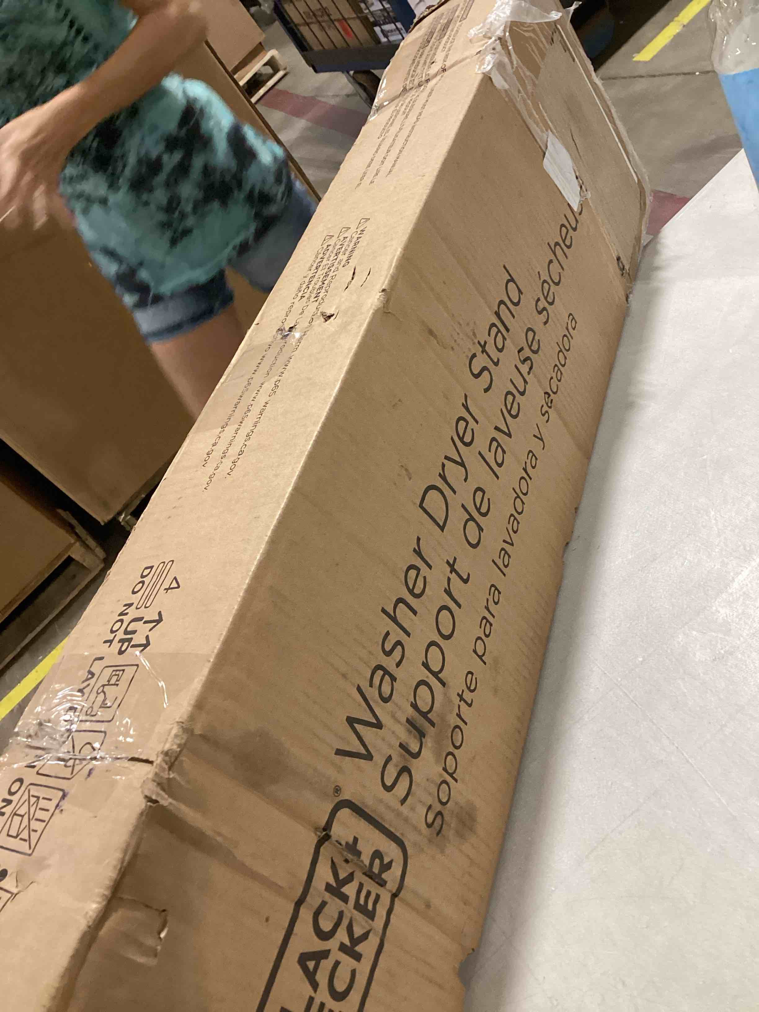 https://s3.amazonaws.com/lotting-images-prod/bidfta/GRN6598322_1723131674934.jpeg