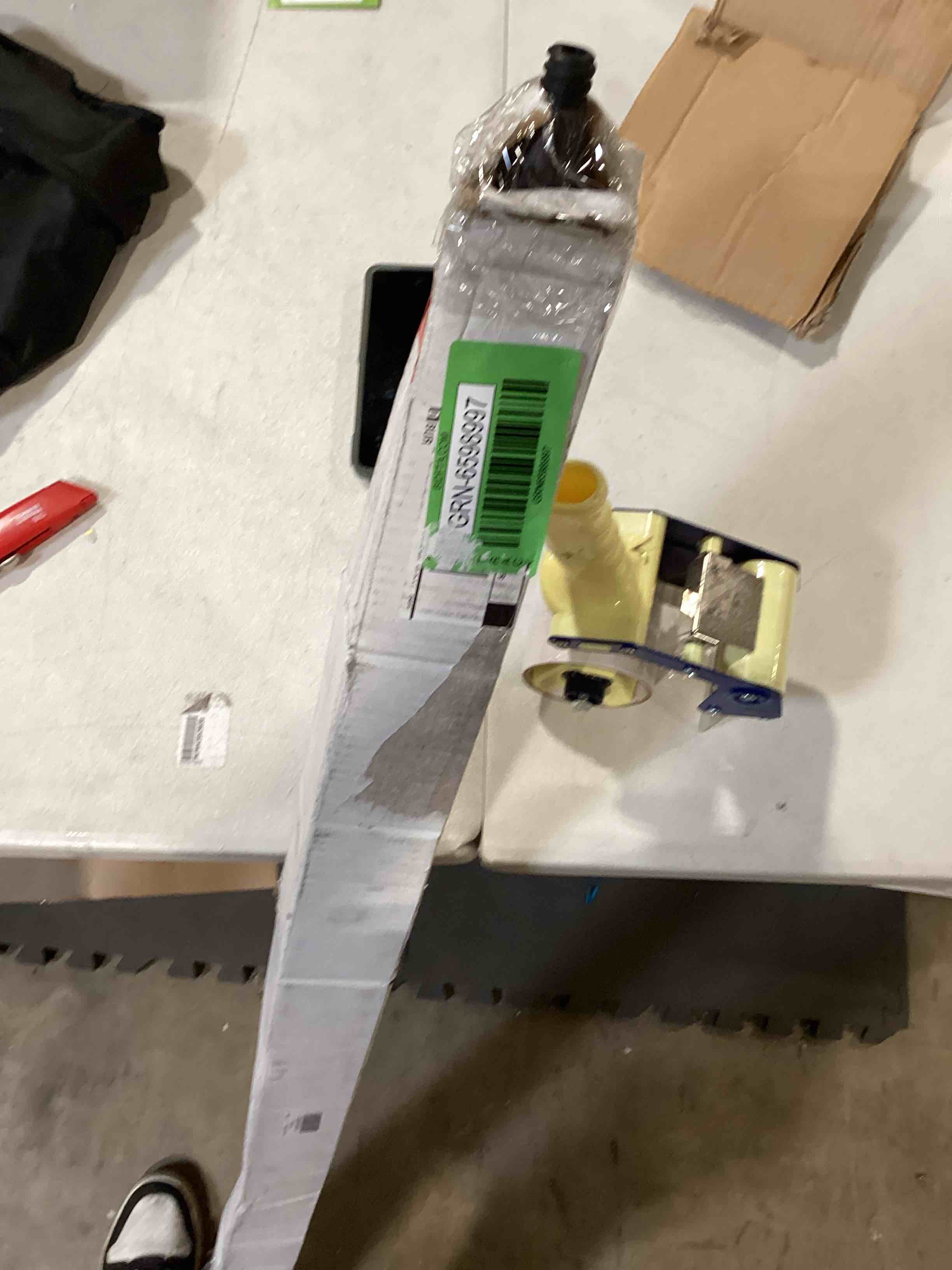 https://s3.amazonaws.com/lotting-images-prod/bidfta/GRN6598997_1720017055673.jpeg