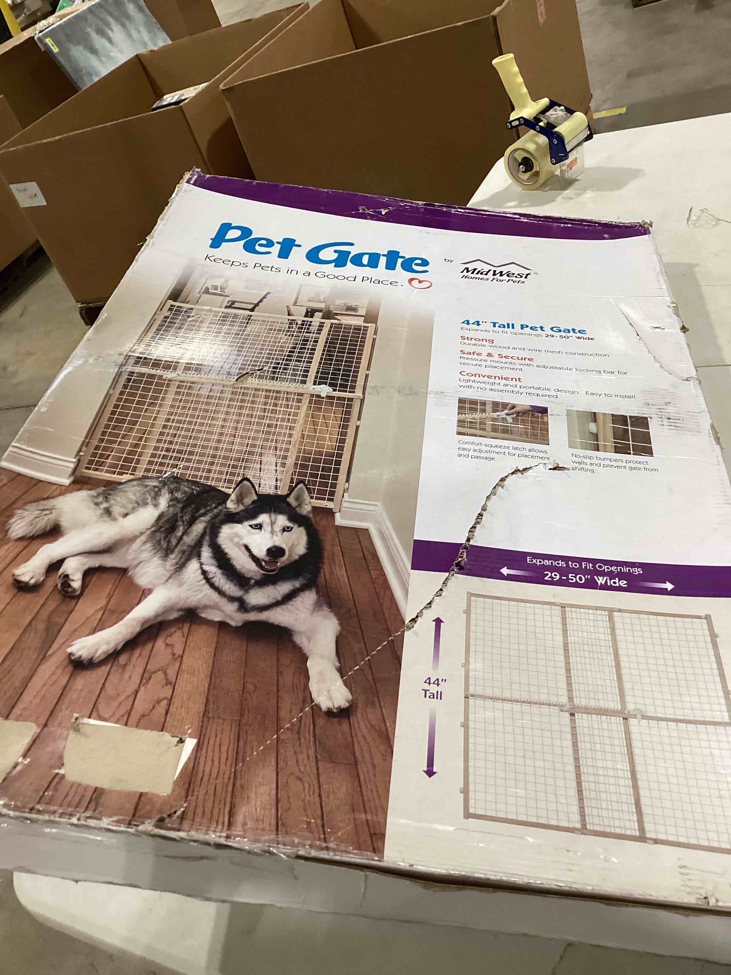 MidWest Homes for Pets Wire Mesh Pet Safety Gate, 44 Inches Tall & Expands 29-50 Inches Wide, Large