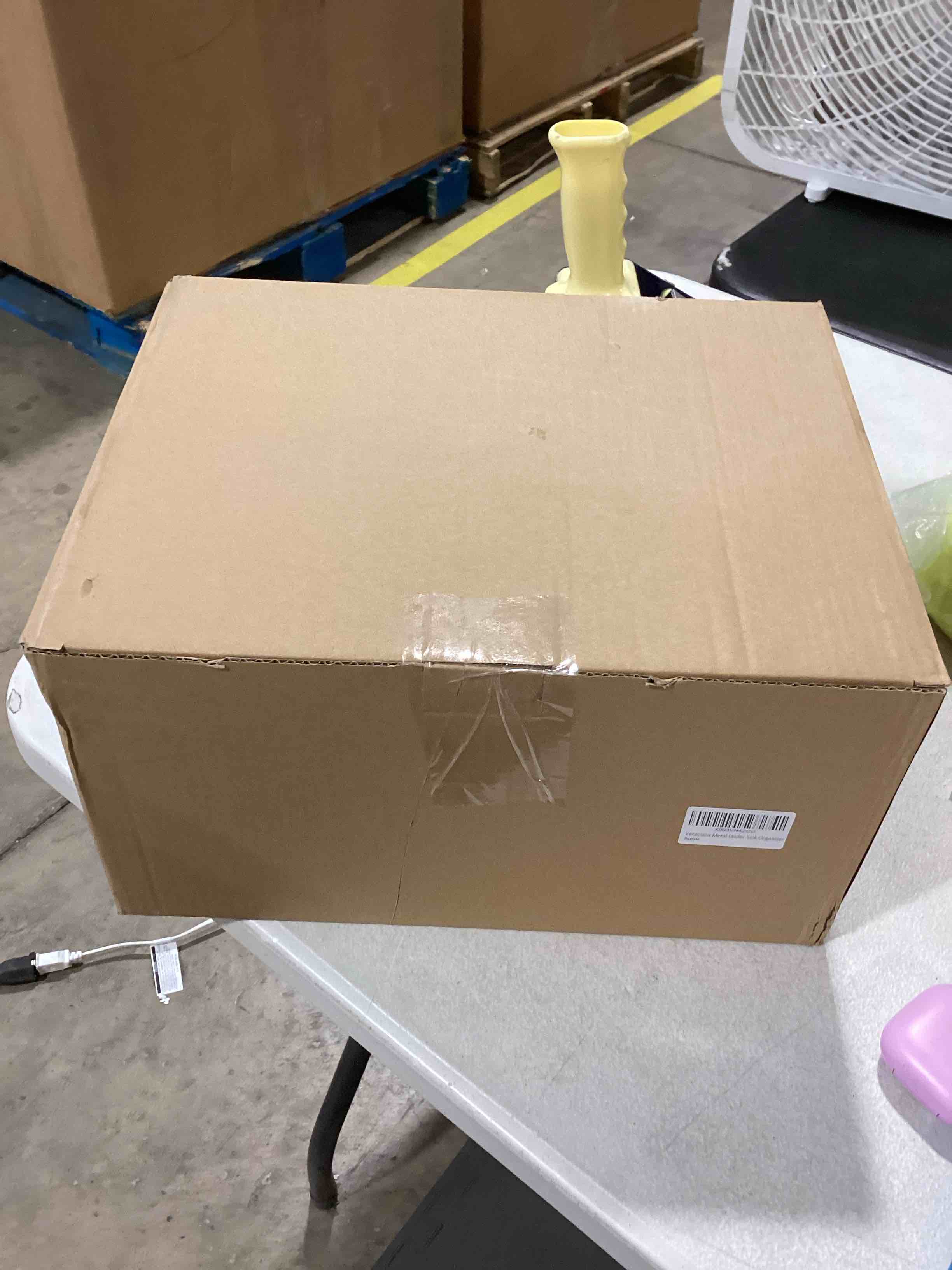 https://s3.amazonaws.com/lotting-images-prod/bidfta/GRN6599178_1720528052382.jpeg