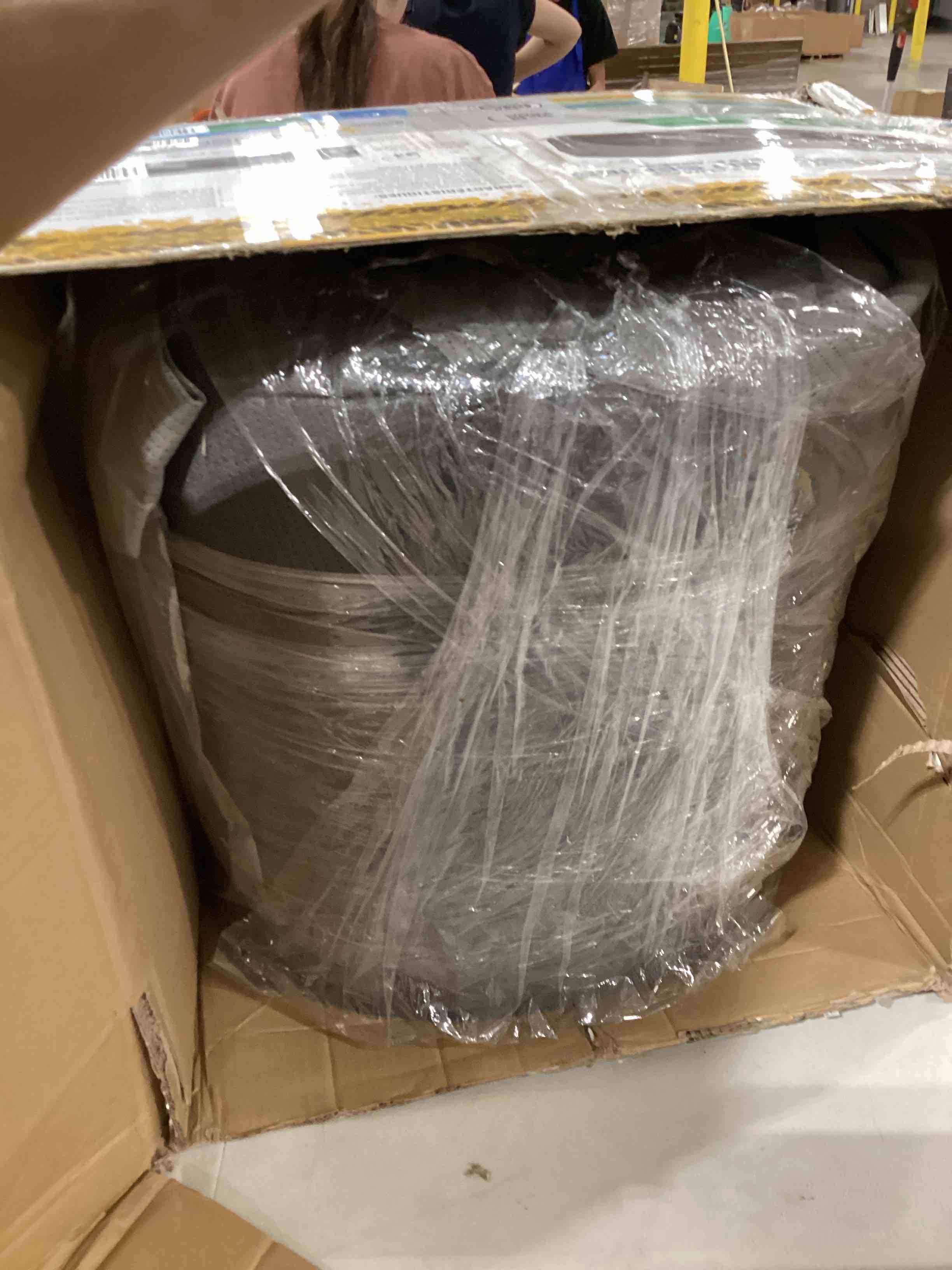 https://s3.amazonaws.com/lotting-images-prod/bidfta/GRN6599765_1721647458994.jpeg