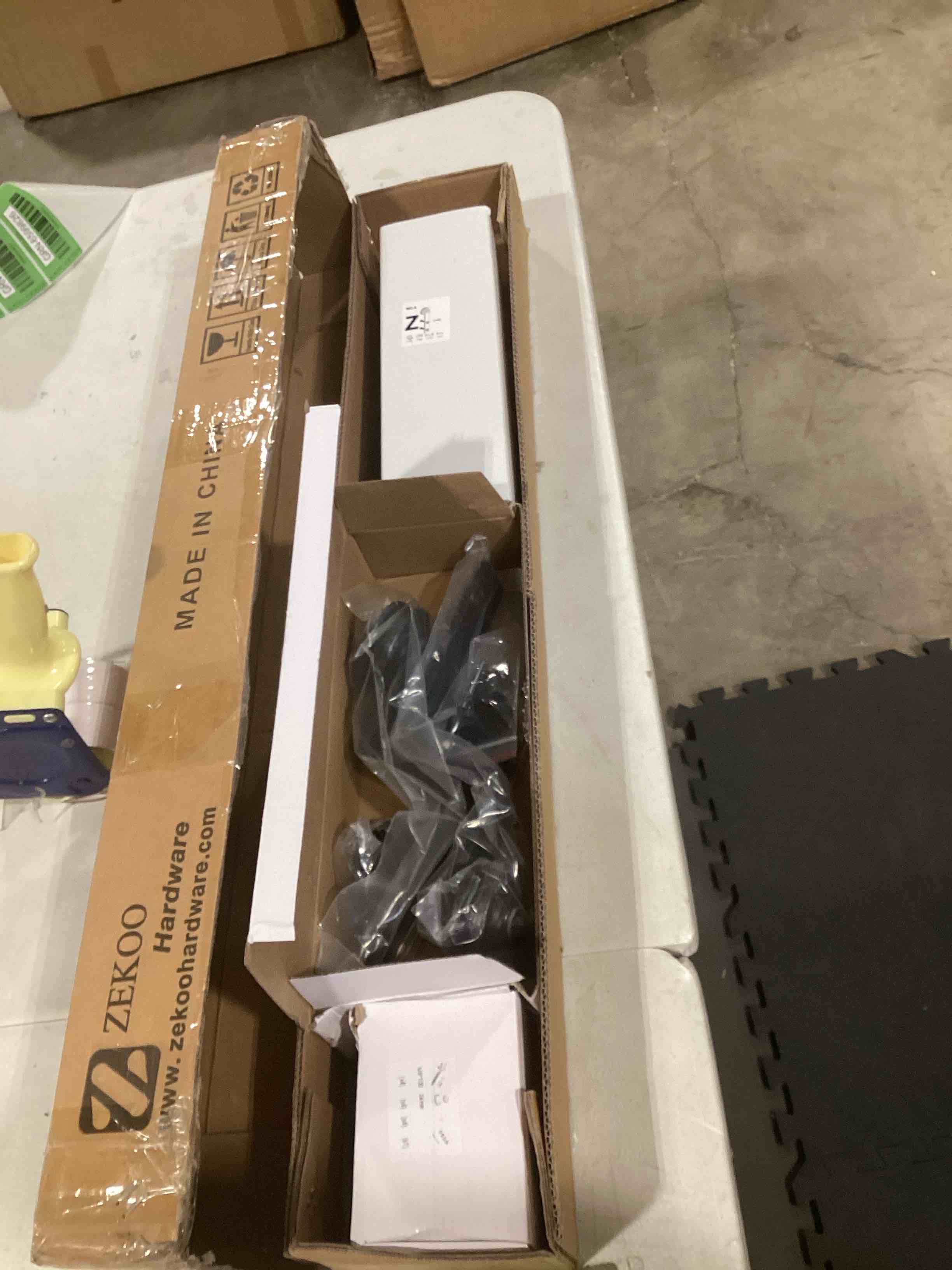 https://s3.amazonaws.com/lotting-images-prod/bidfta/GRN6599825_1721737240485.jpeg