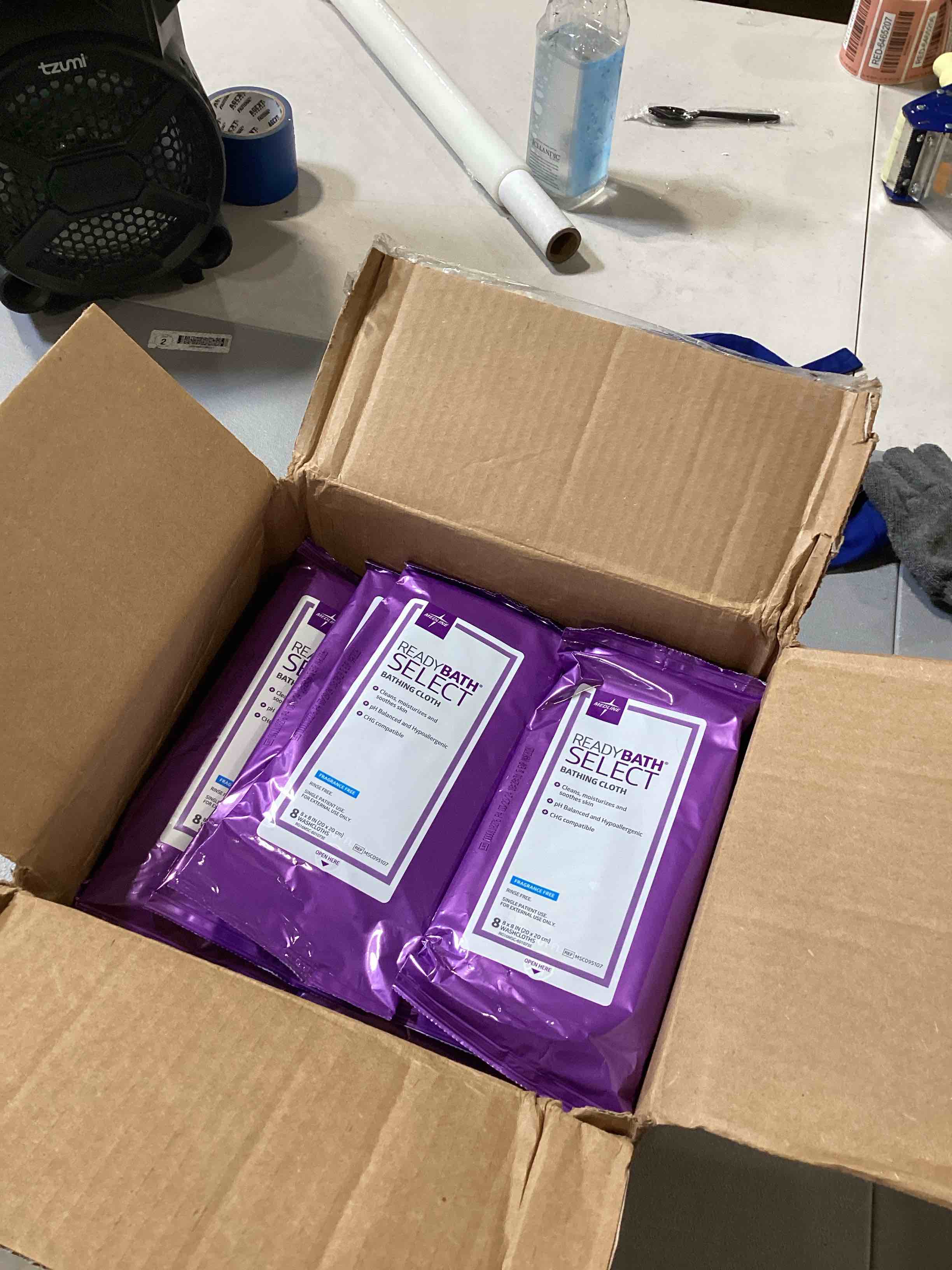 https://s3.amazonaws.com/lotting-images-prod/bidfta/GRN6600060_1722536127745.jpeg