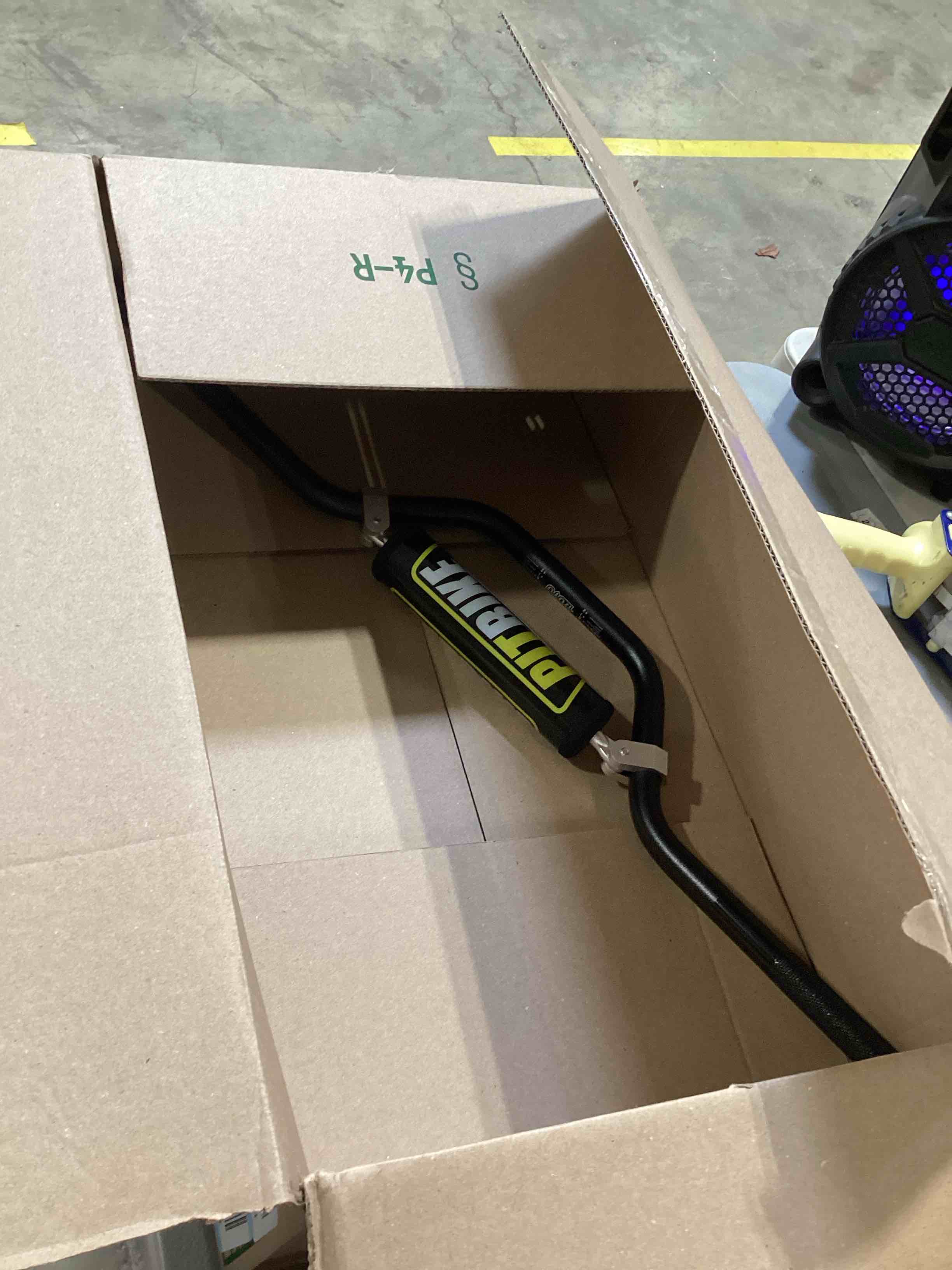 https://s3.amazonaws.com/lotting-images-prod/bidfta/GRN6600075_1722539842035.jpeg