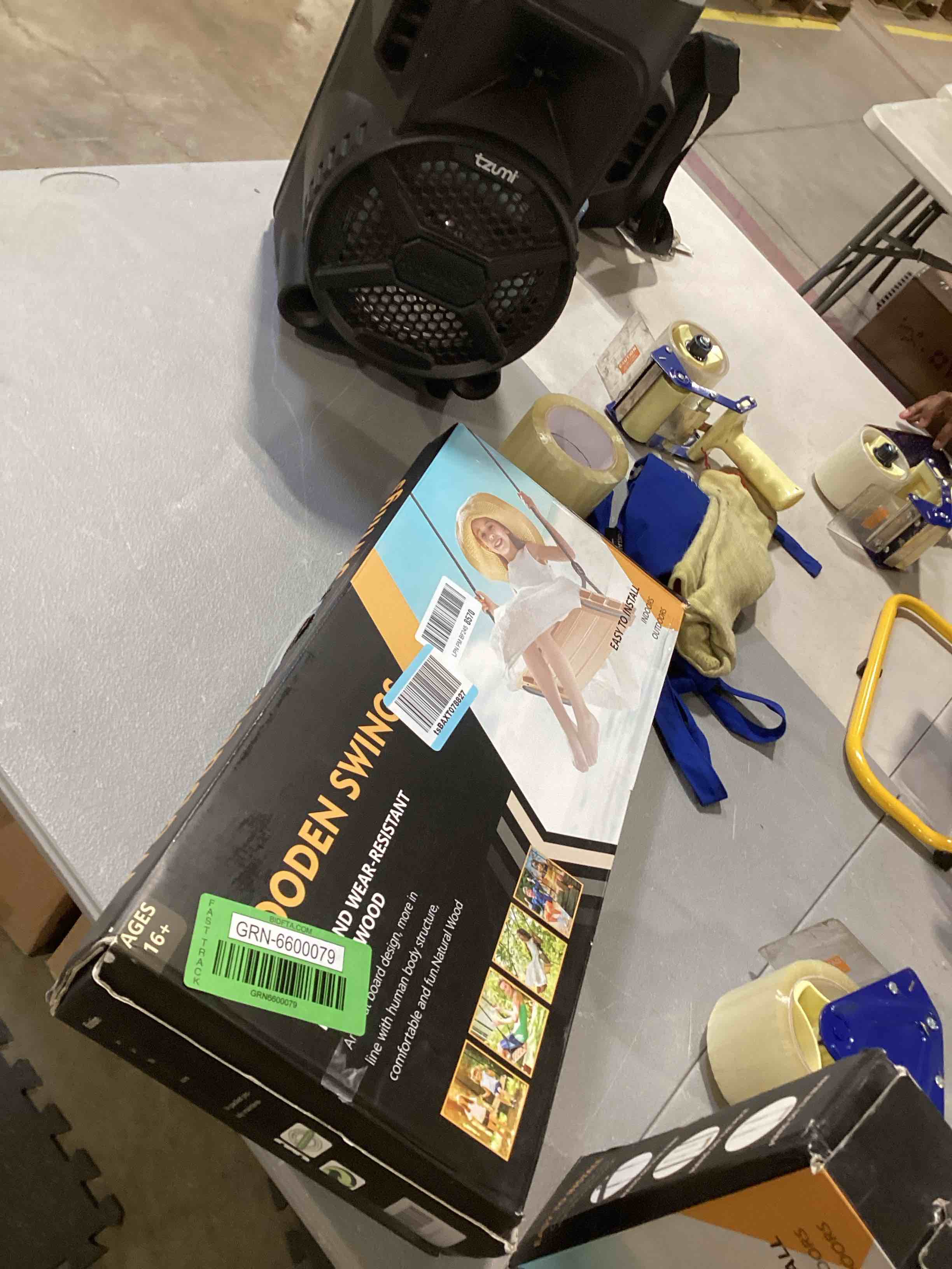 https://s3.amazonaws.com/lotting-images-prod/bidfta/GRN6600078_1722608971150.jpeg
