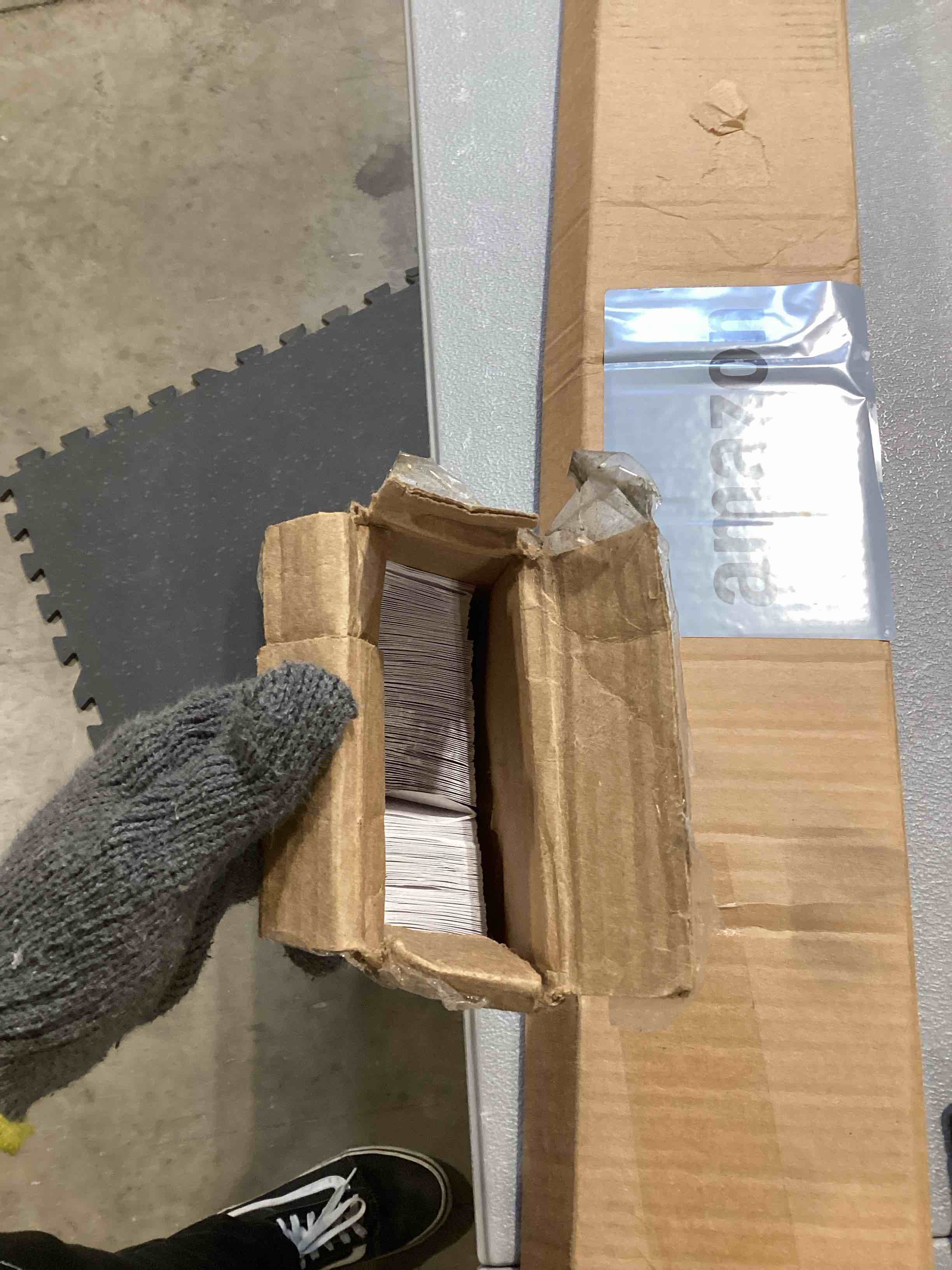 https://s3.amazonaws.com/lotting-images-prod/bidfta/GRN6600102_1722615968540.jpeg
