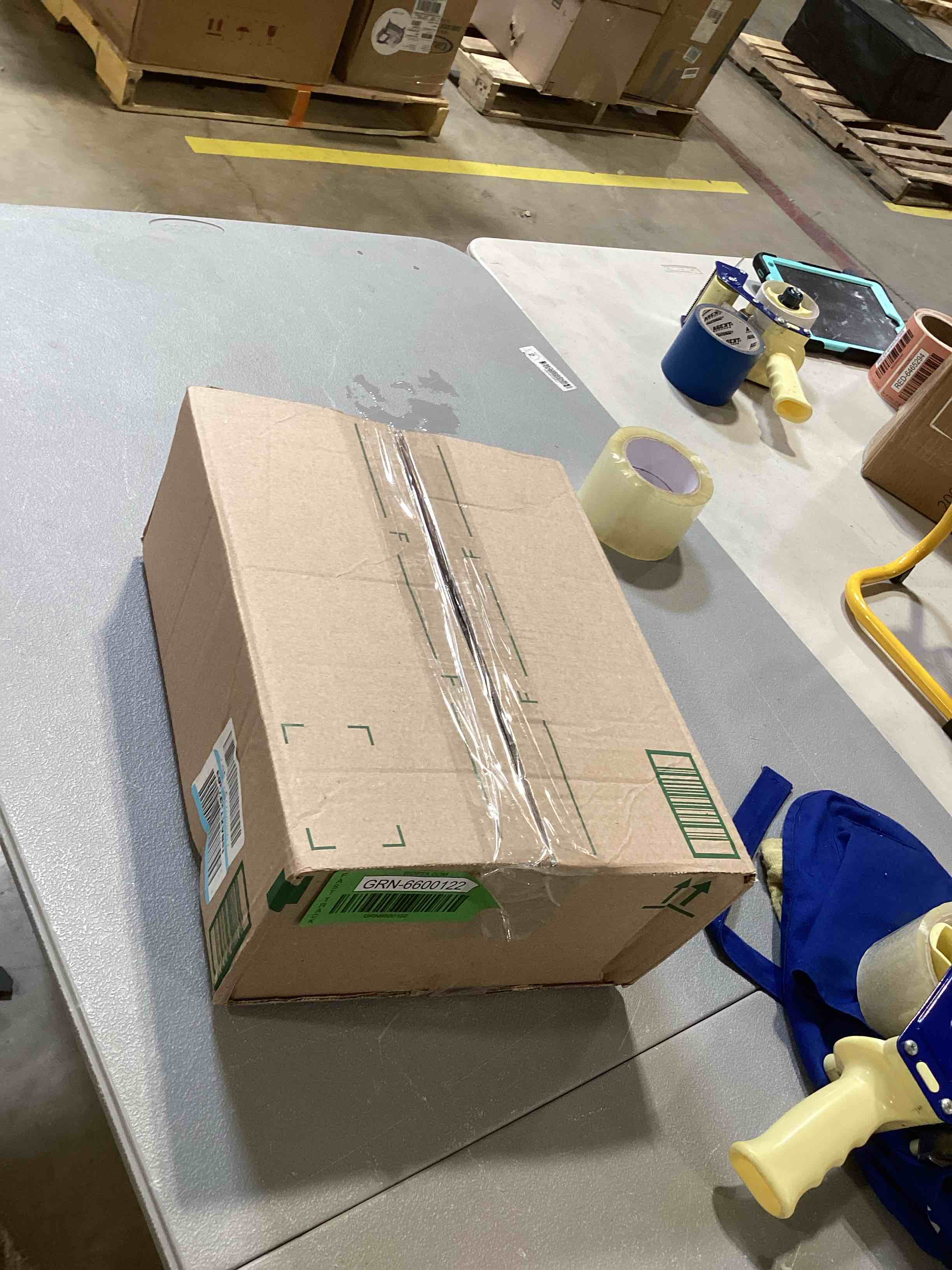 https://s3.amazonaws.com/lotting-images-prod/bidfta/GRN6600122_1722624787278.jpeg