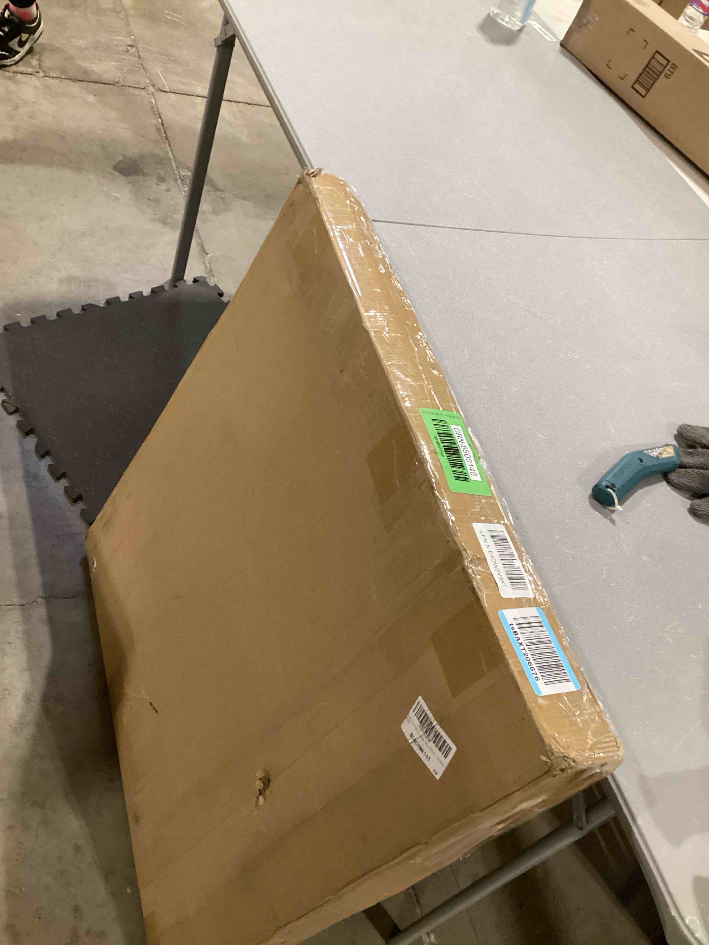 https://s3.amazonaws.com/lotting-images-prod/bidfta/GRN6600148_1722859754692.jpeg
