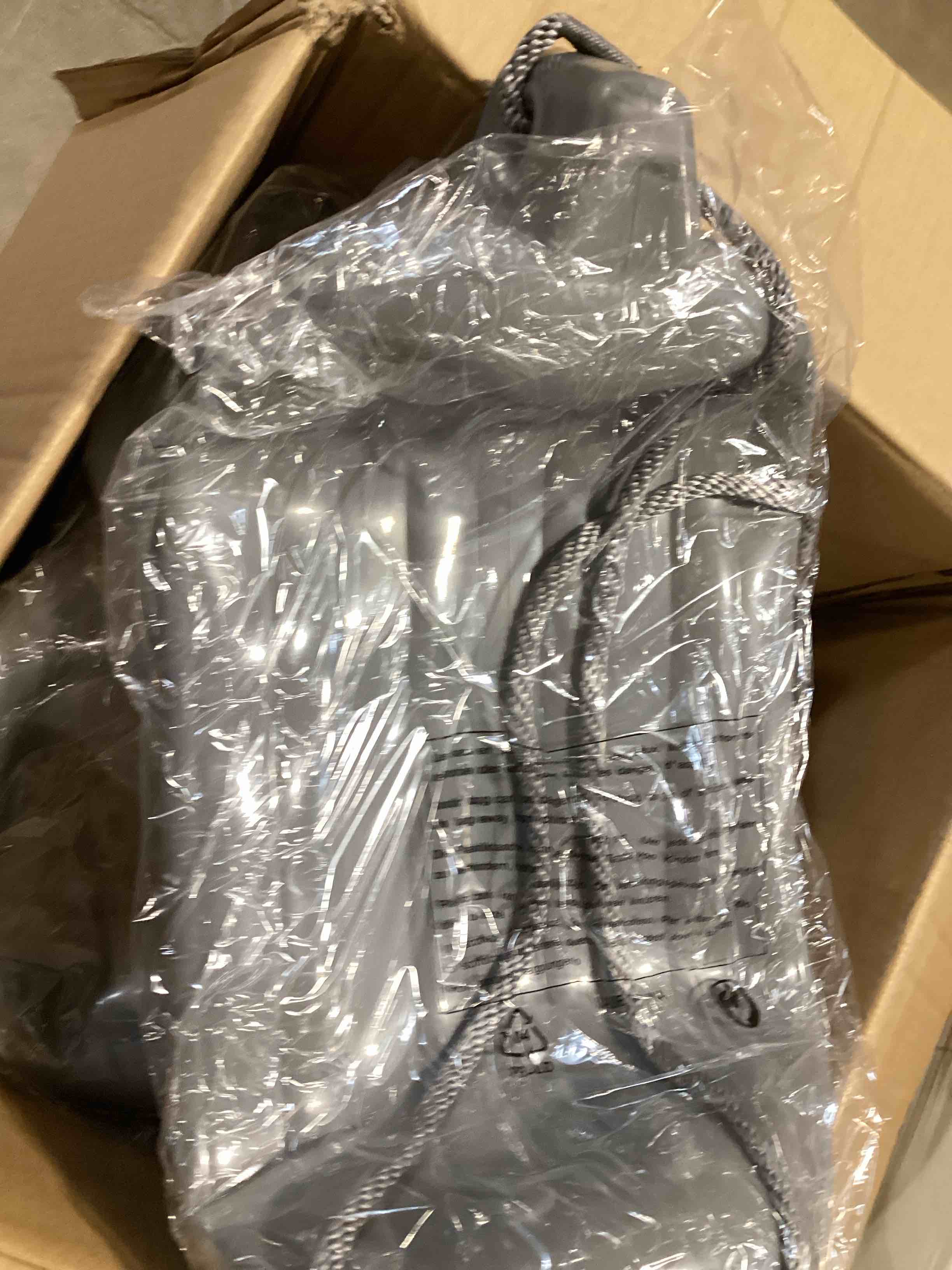 https://s3.amazonaws.com/lotting-images-prod/bidfta/GRN6601618_1721838430708.jpeg