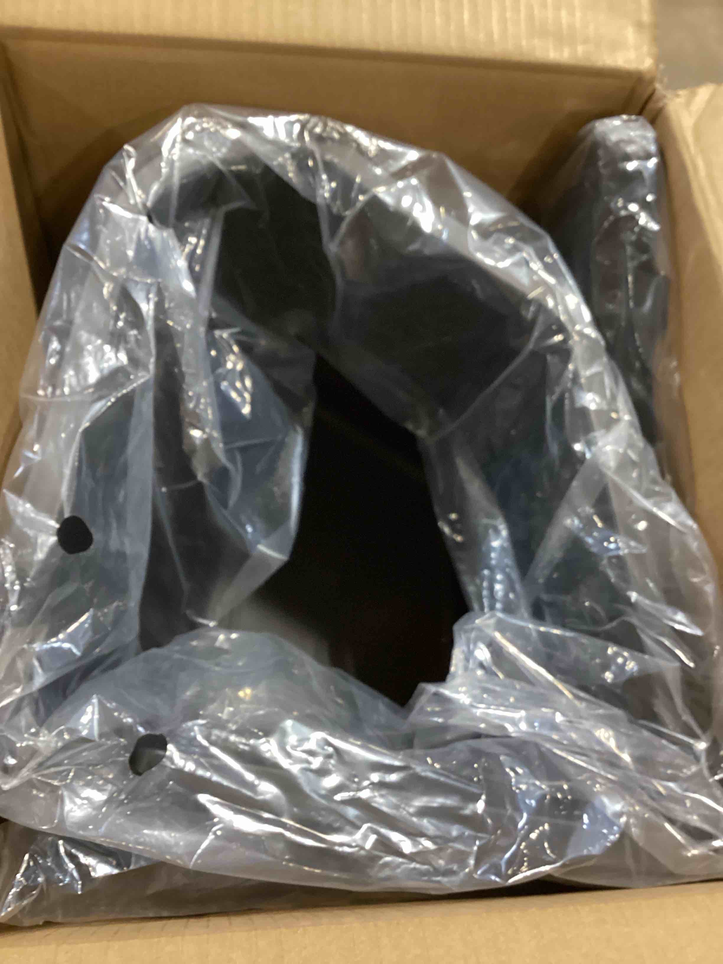 https://s3.amazonaws.com/lotting-images-prod/bidfta/GRN6601681_1721851454015.jpeg