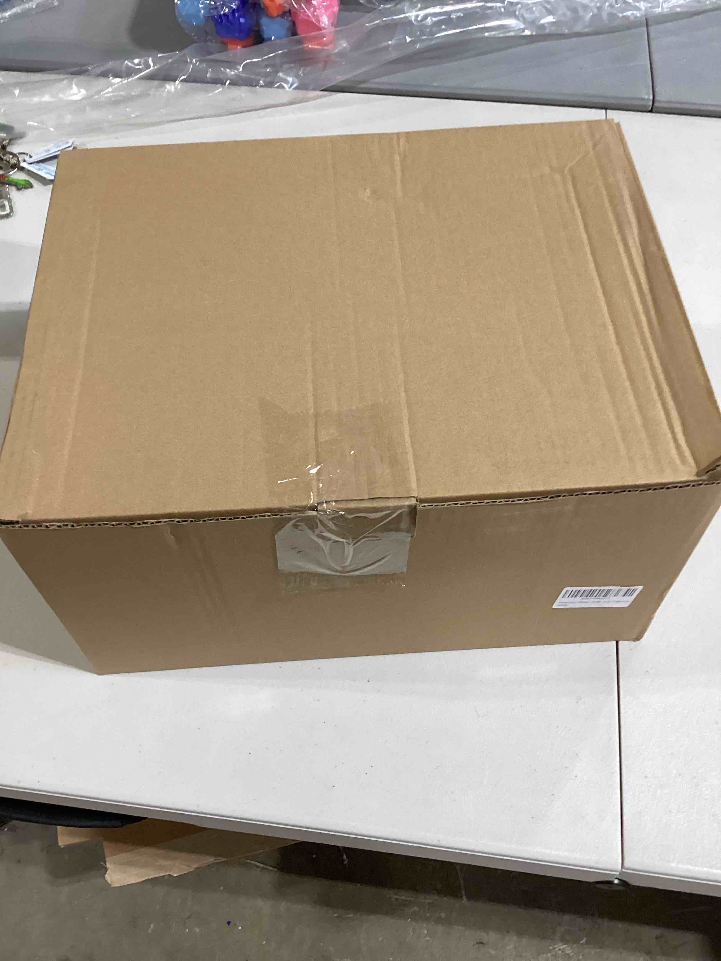 https://s3.amazonaws.com/lotting-images-prod/bidfta/GRN6602380_1720543586351.jpeg