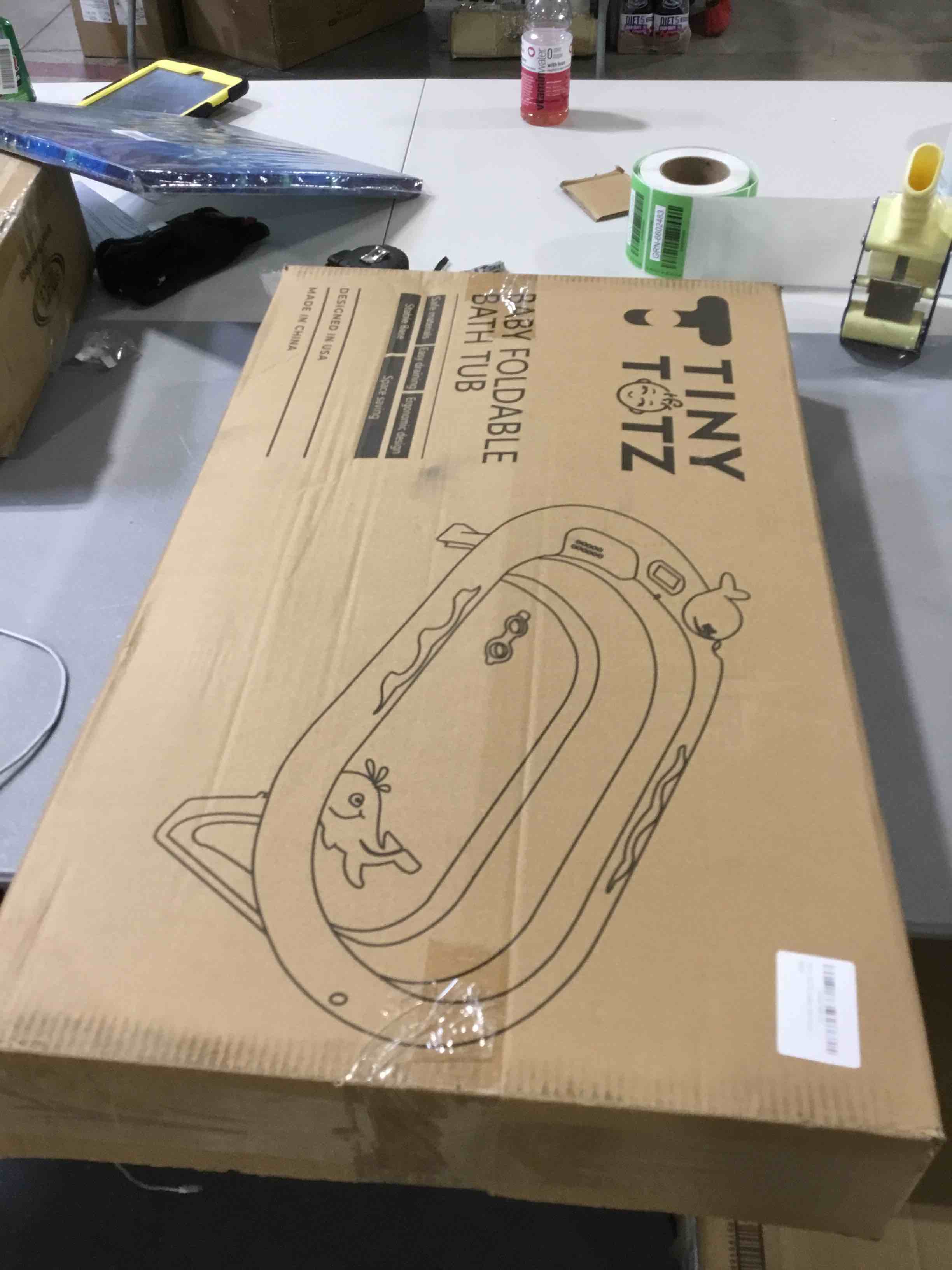 https://s3.amazonaws.com/lotting-images-prod/bidfta/GRN6602488_1720812256730.jpeg