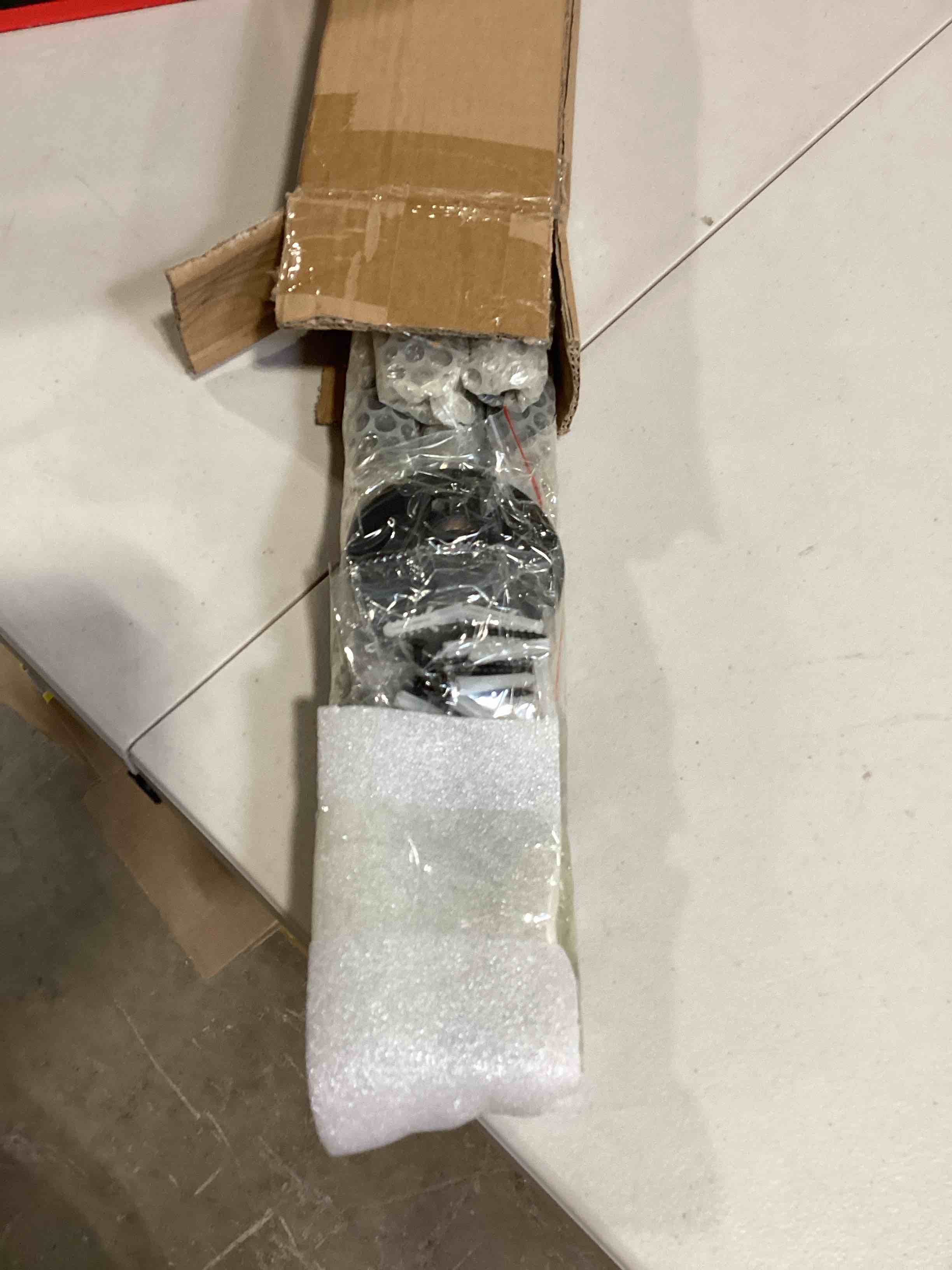 https://s3.amazonaws.com/lotting-images-prod/bidfta/GRN6604148_1720817177646.jpeg