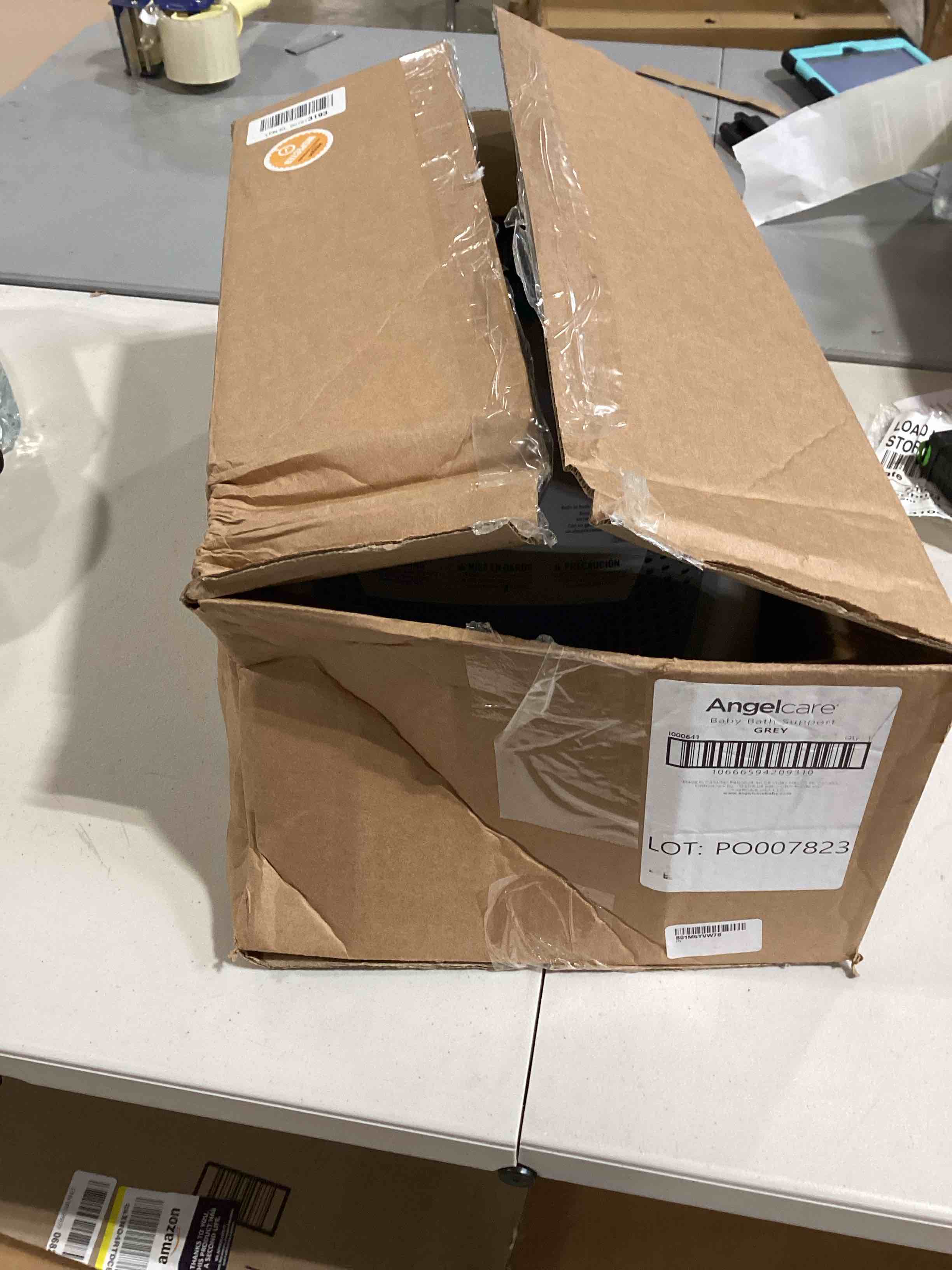 https://s3.amazonaws.com/lotting-images-prod/bidfta/GRN6604167_1720821080593.jpeg