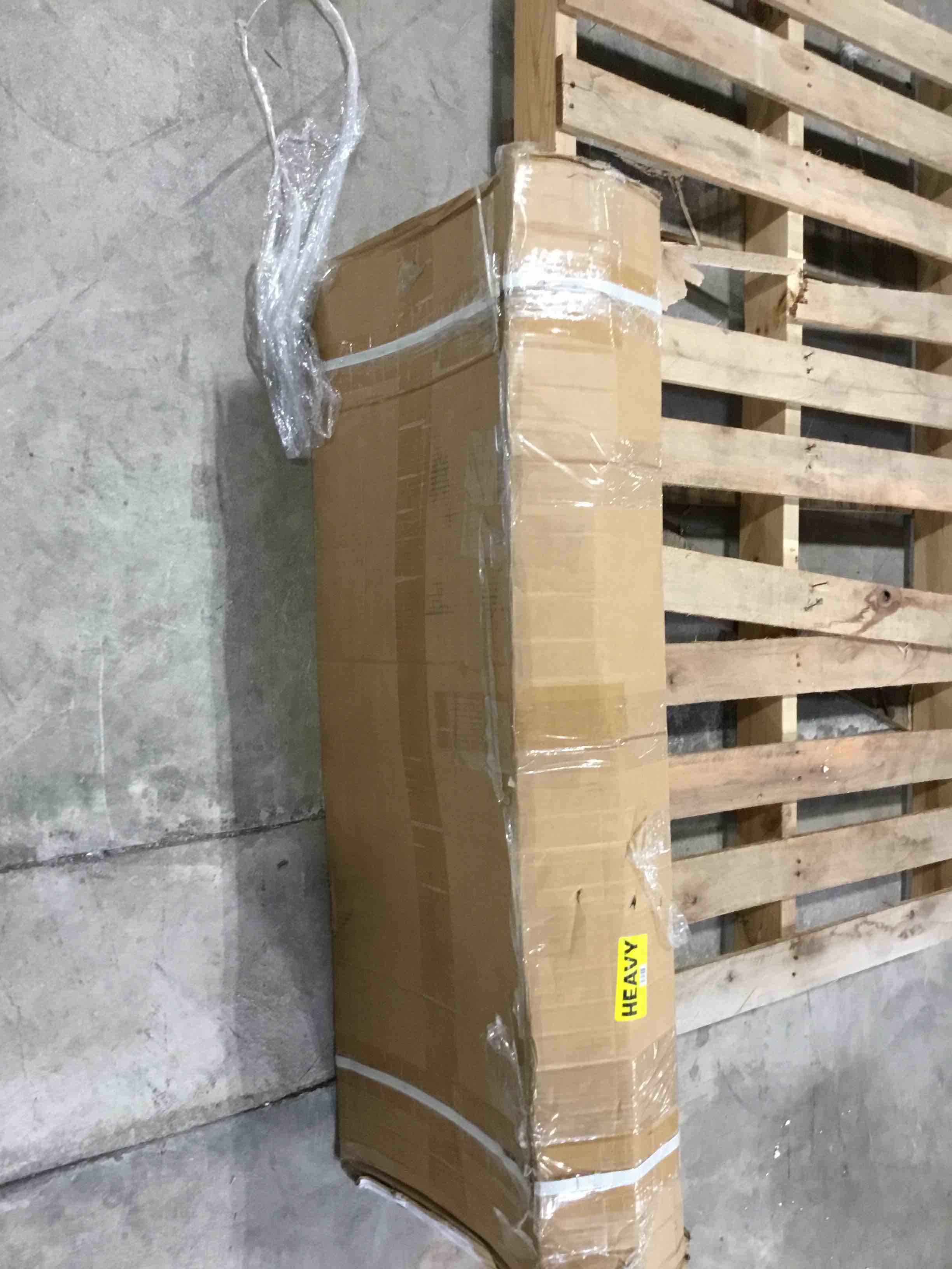 https://s3.amazonaws.com/lotting-images-prod/bidfta/GRN6604381_1721758410596.jpeg
