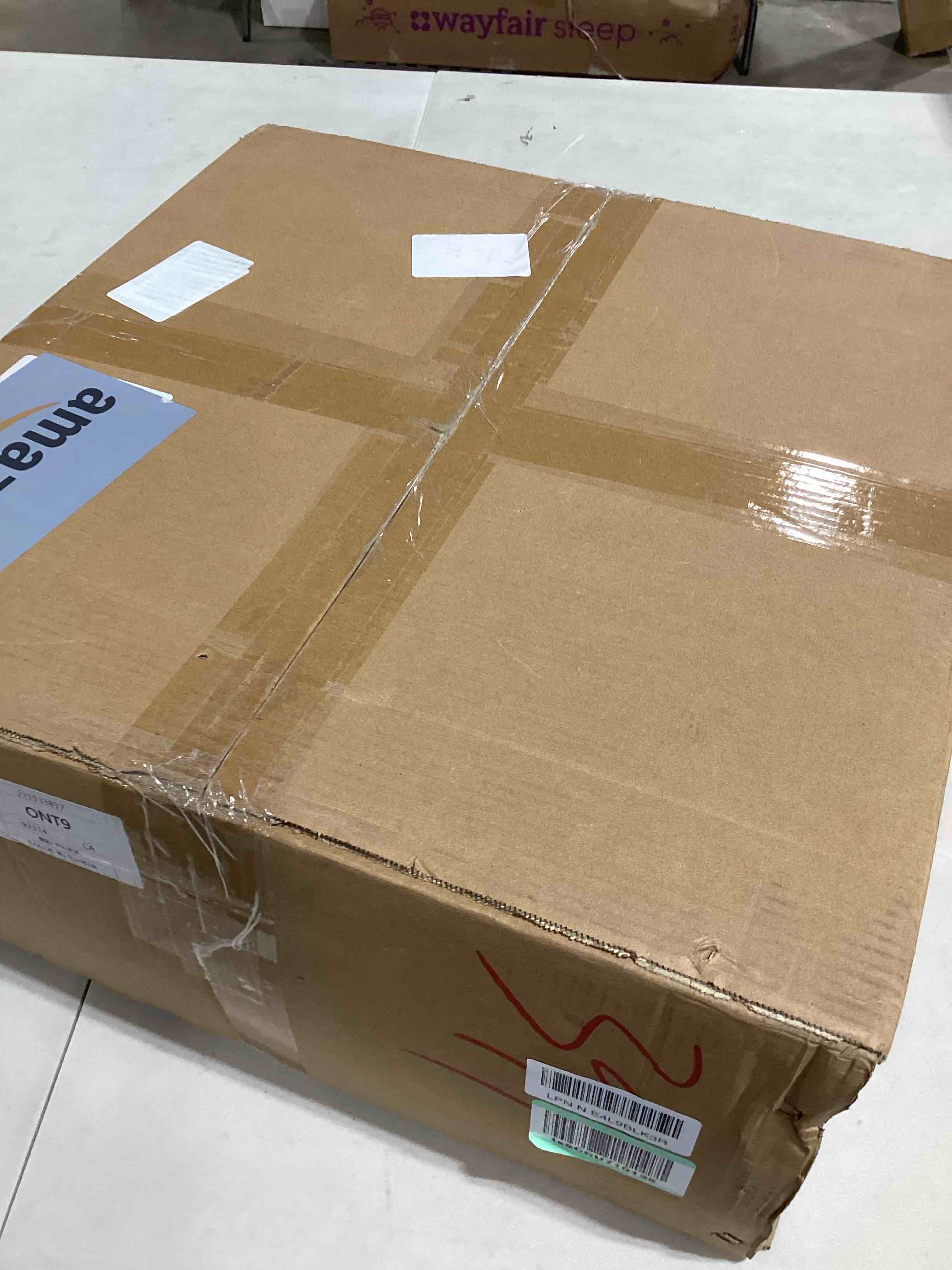 https://s3.amazonaws.com/lotting-images-prod/bidfta/GRN6604508_1721907528462.jpeg