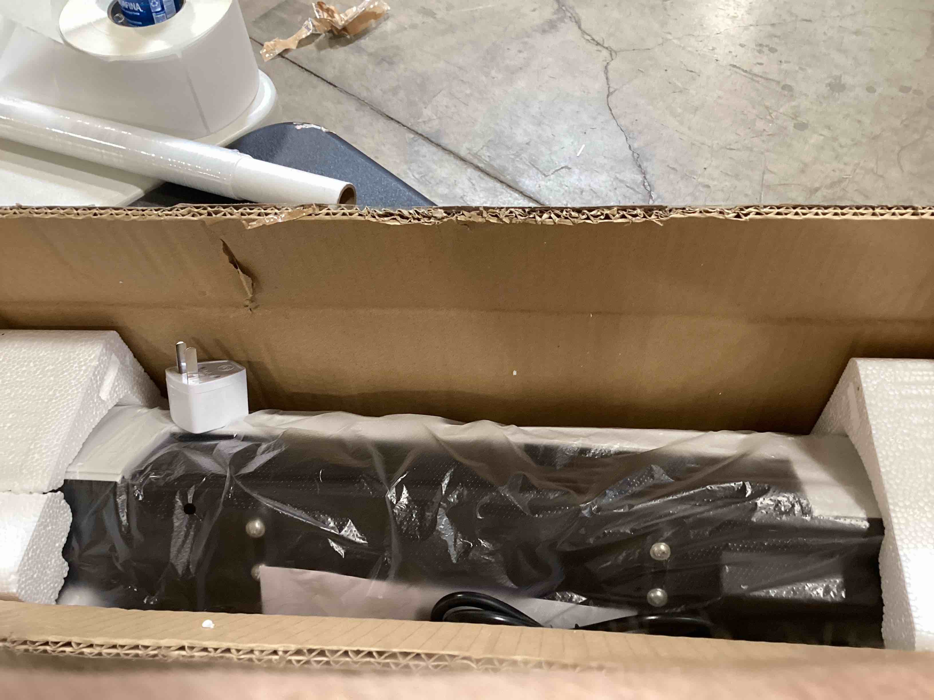 https://s3.amazonaws.com/lotting-images-prod/bidfta/GRN6606609_1718901961434.jpeg
