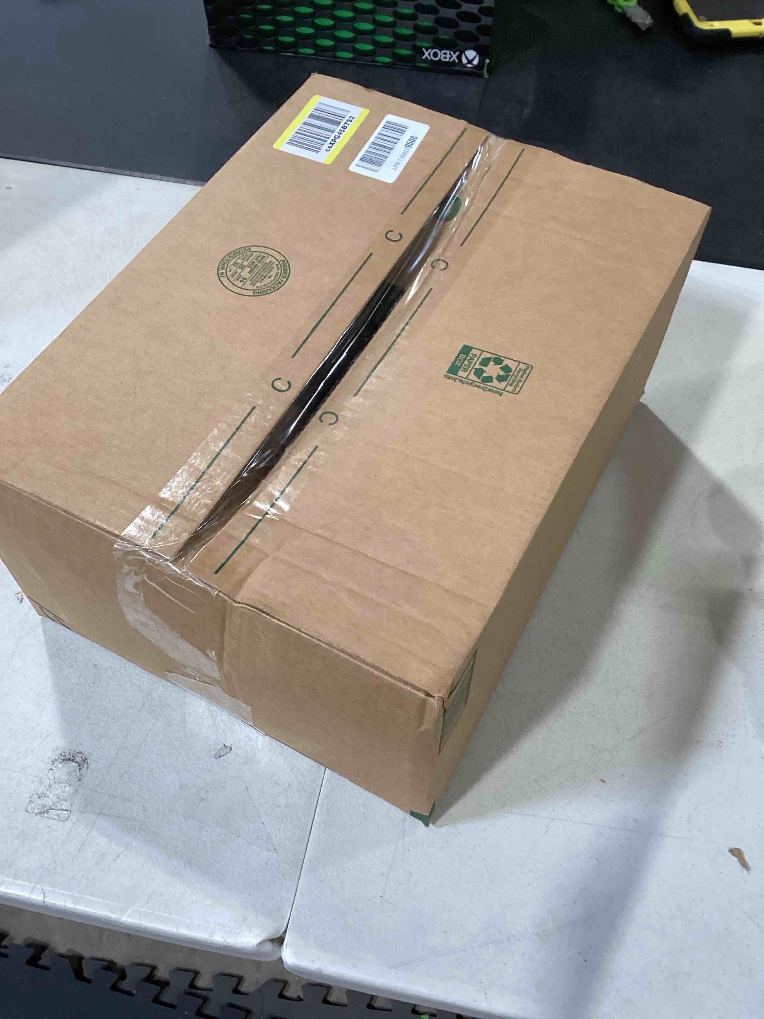 https://s3.amazonaws.com/lotting-images-prod/bidfta/GRN6607507_1721918306087.jpeg