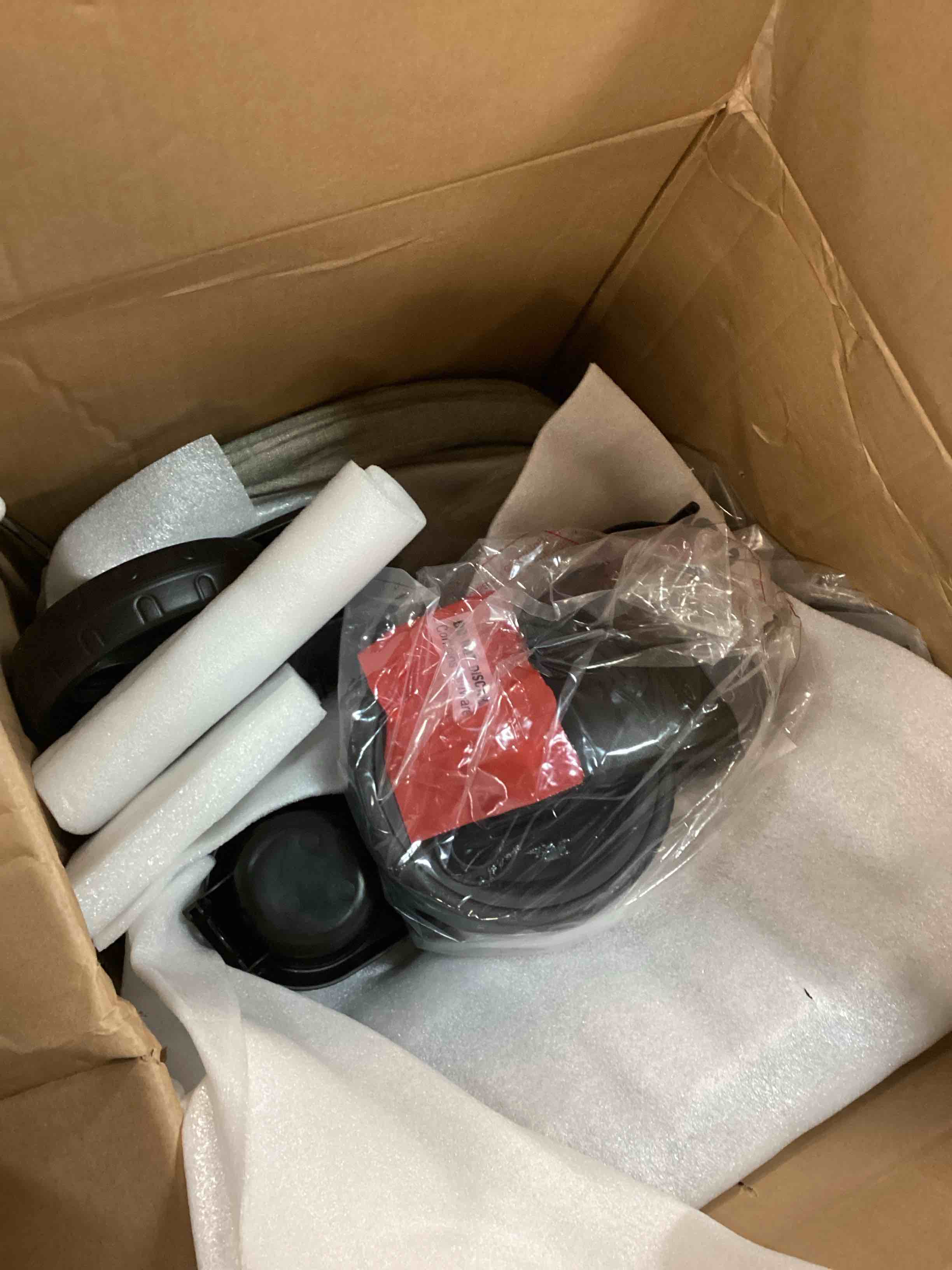 https://s3.amazonaws.com/lotting-images-prod/bidfta/GRN6609369_1716208585309.jpeg