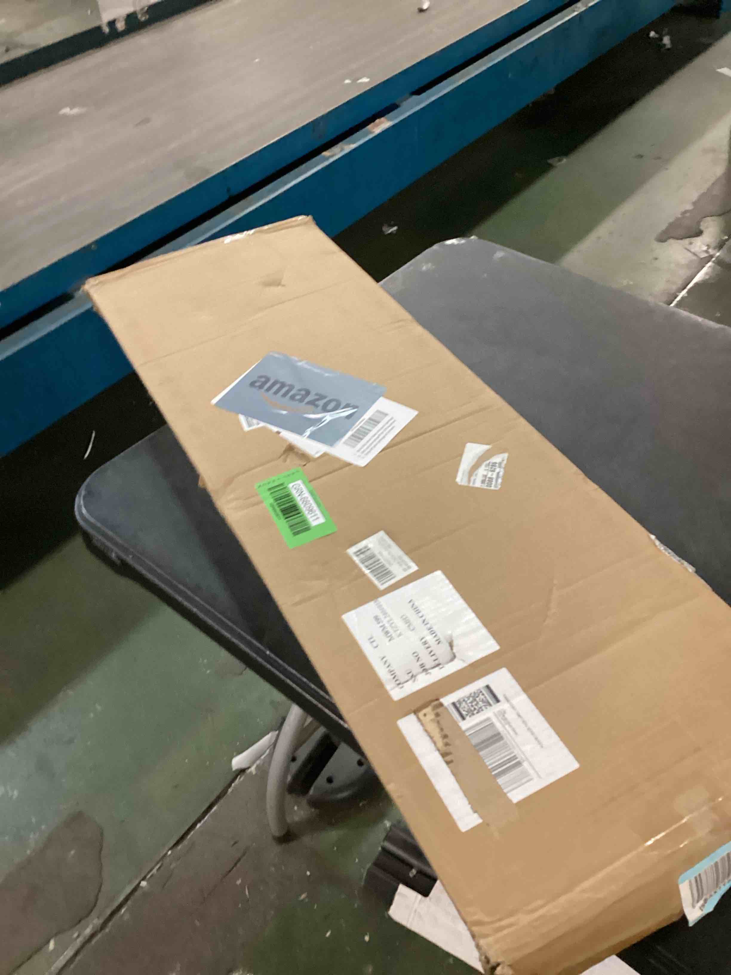 https://s3.amazonaws.com/lotting-images-prod/bidfta/GRN6609611_1715701818062.jpeg
