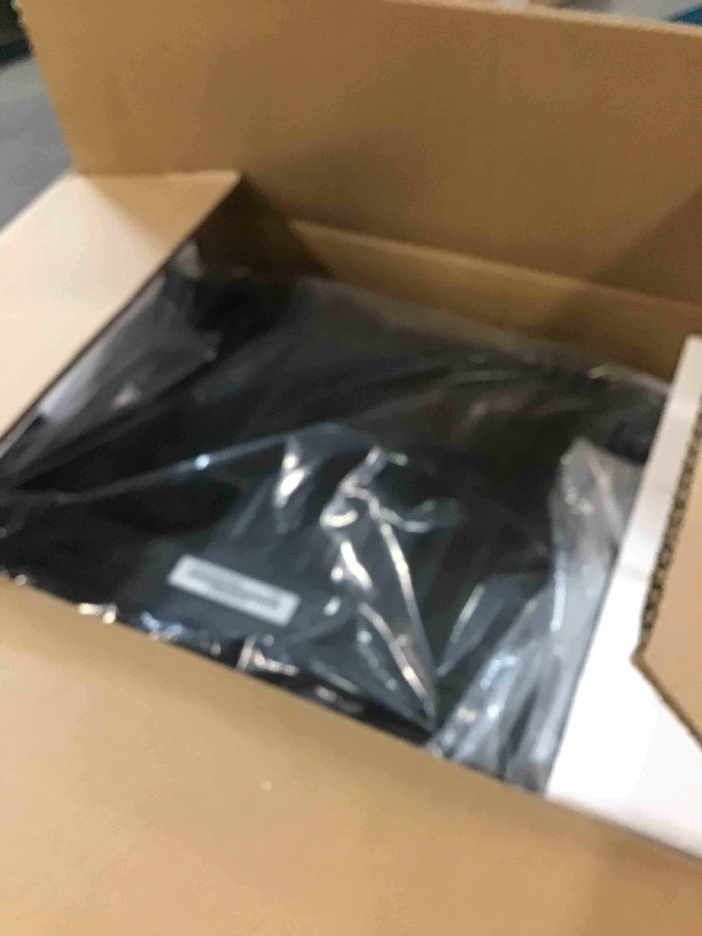 https://s3.amazonaws.com/lotting-images-prod/bidfta/GRN6612301_1716293266338.jpeg
