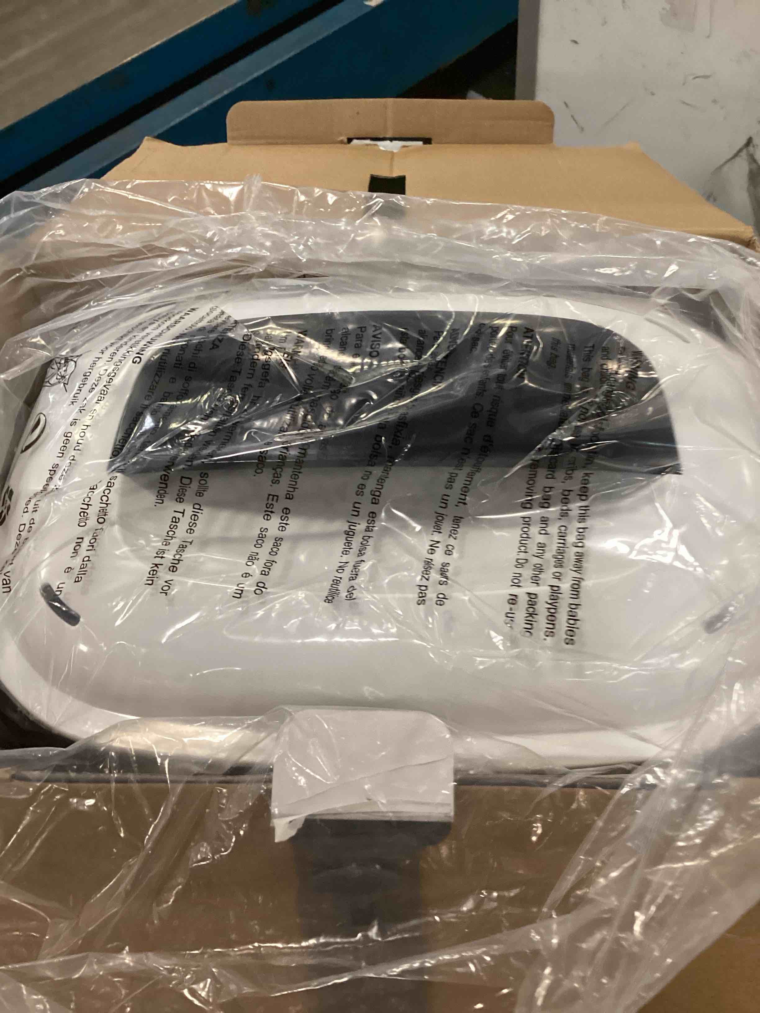 https://s3.amazonaws.com/lotting-images-prod/bidfta/GRN6613559_1715960245993.jpeg