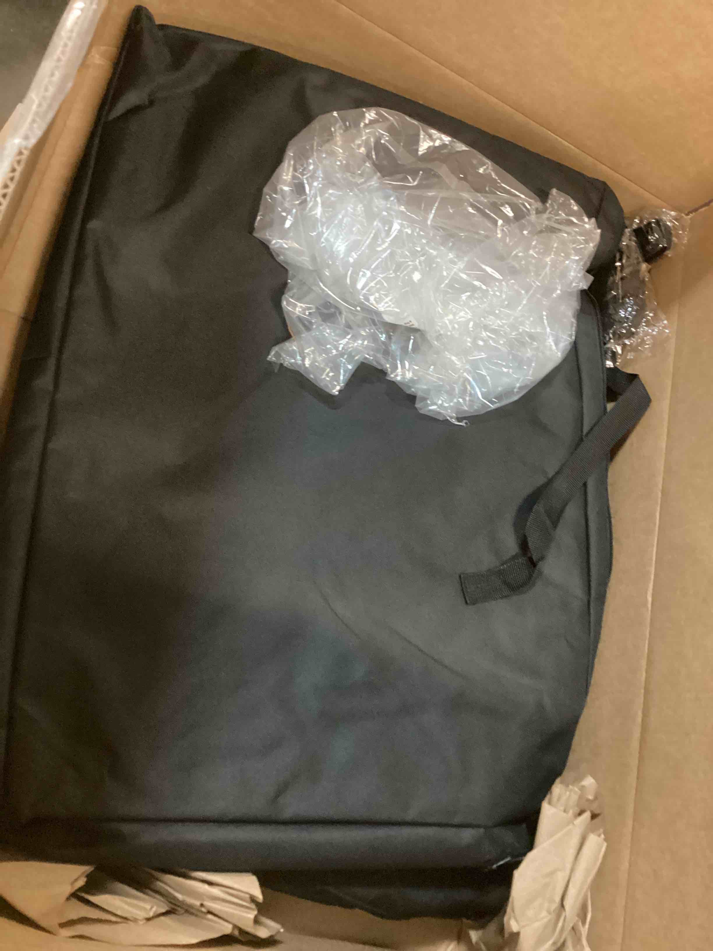 https://s3.amazonaws.com/lotting-images-prod/bidfta/GRN6614145_1715604362903.jpeg