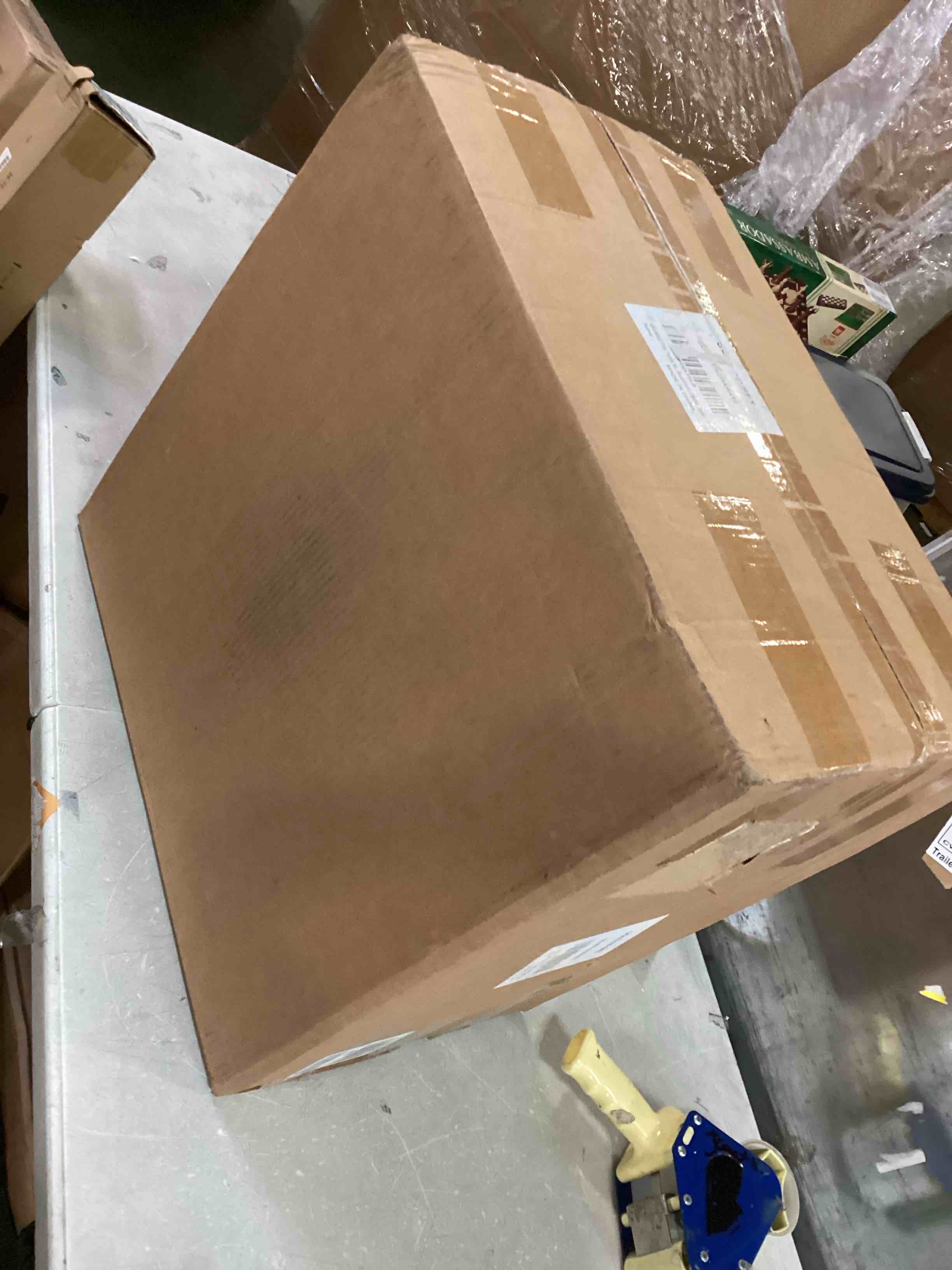 https://s3.amazonaws.com/lotting-images-prod/bidfta/GRN6616584_1715961855062.jpeg