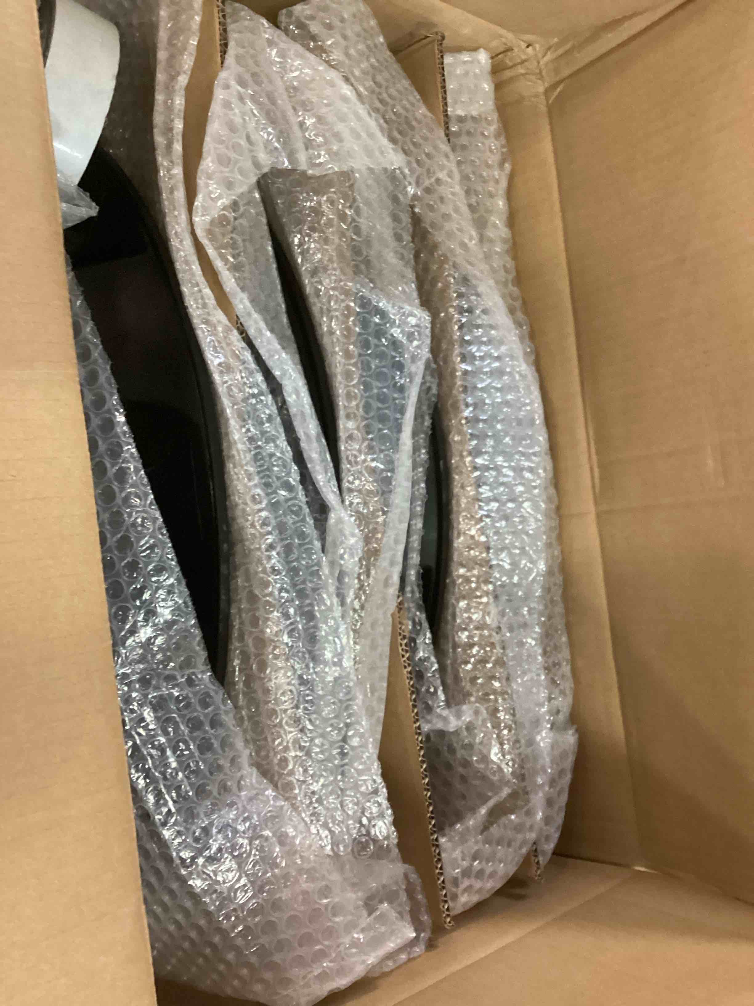 https://s3.amazonaws.com/lotting-images-prod/bidfta/GRN6616584_1715961871256.jpeg