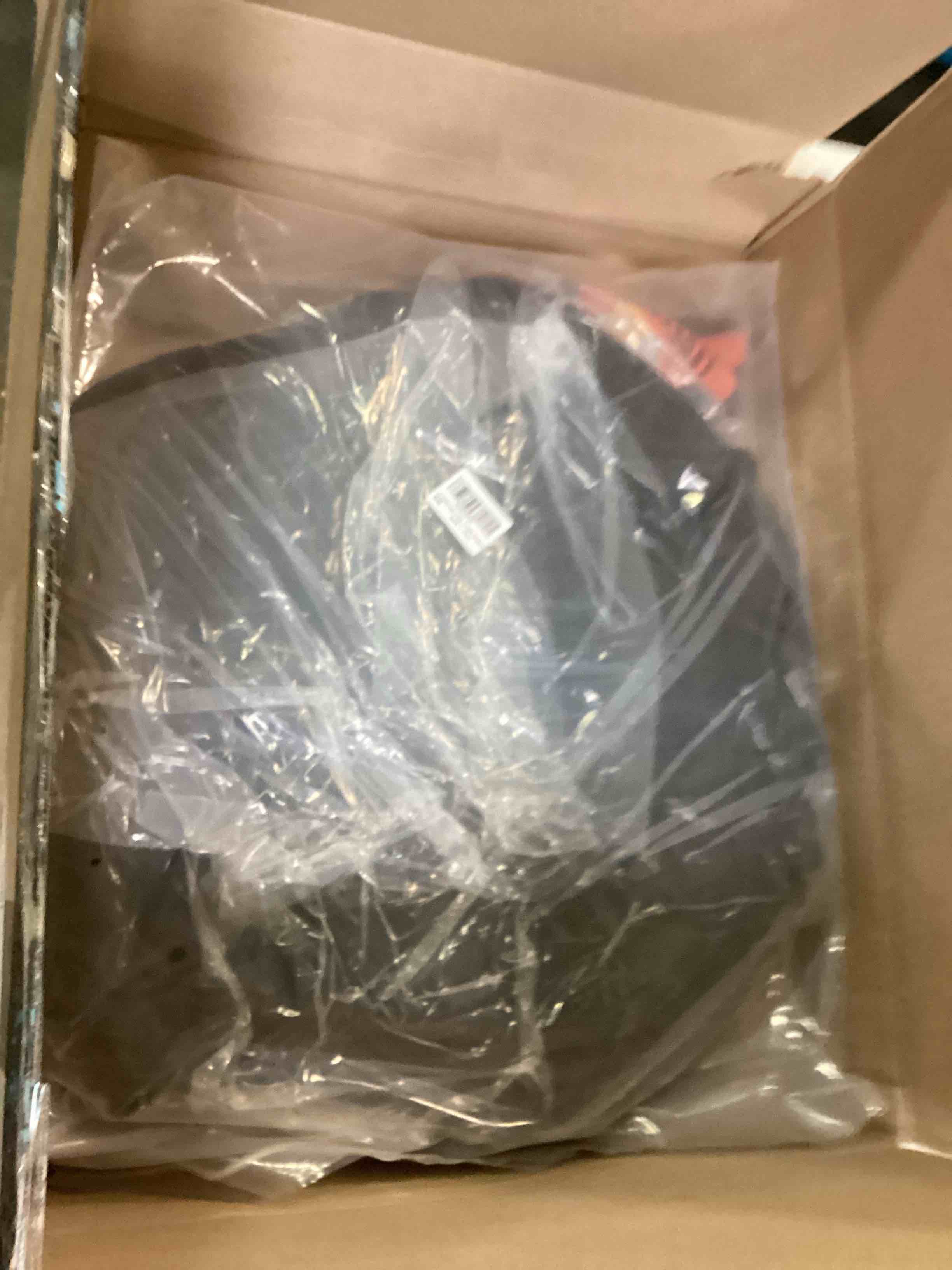 https://s3.amazonaws.com/lotting-images-prod/bidfta/GRN6616797_1716045052428.jpeg