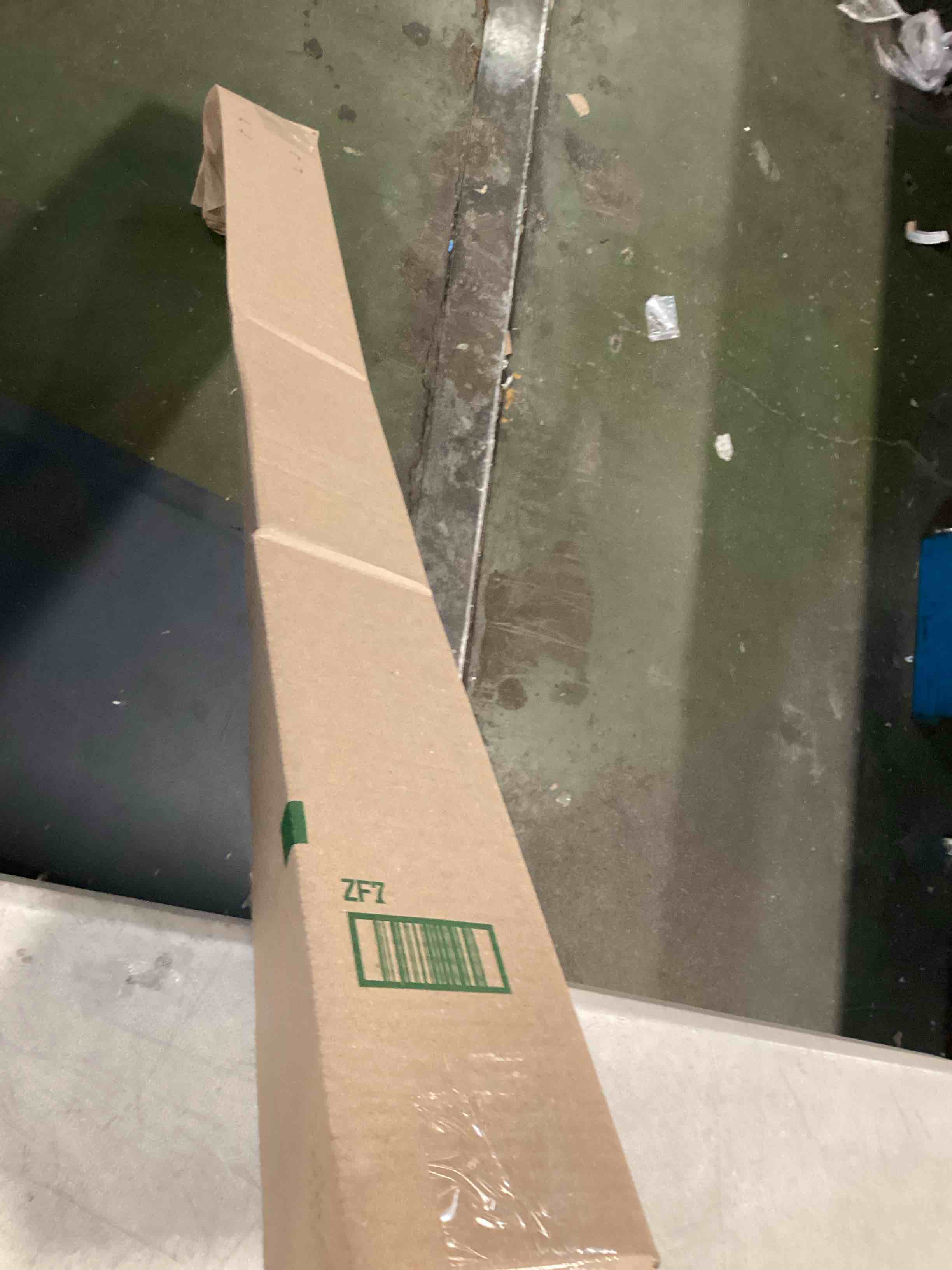 https://s3.amazonaws.com/lotting-images-prod/bidfta/GRN6617135_1715700388294.jpeg