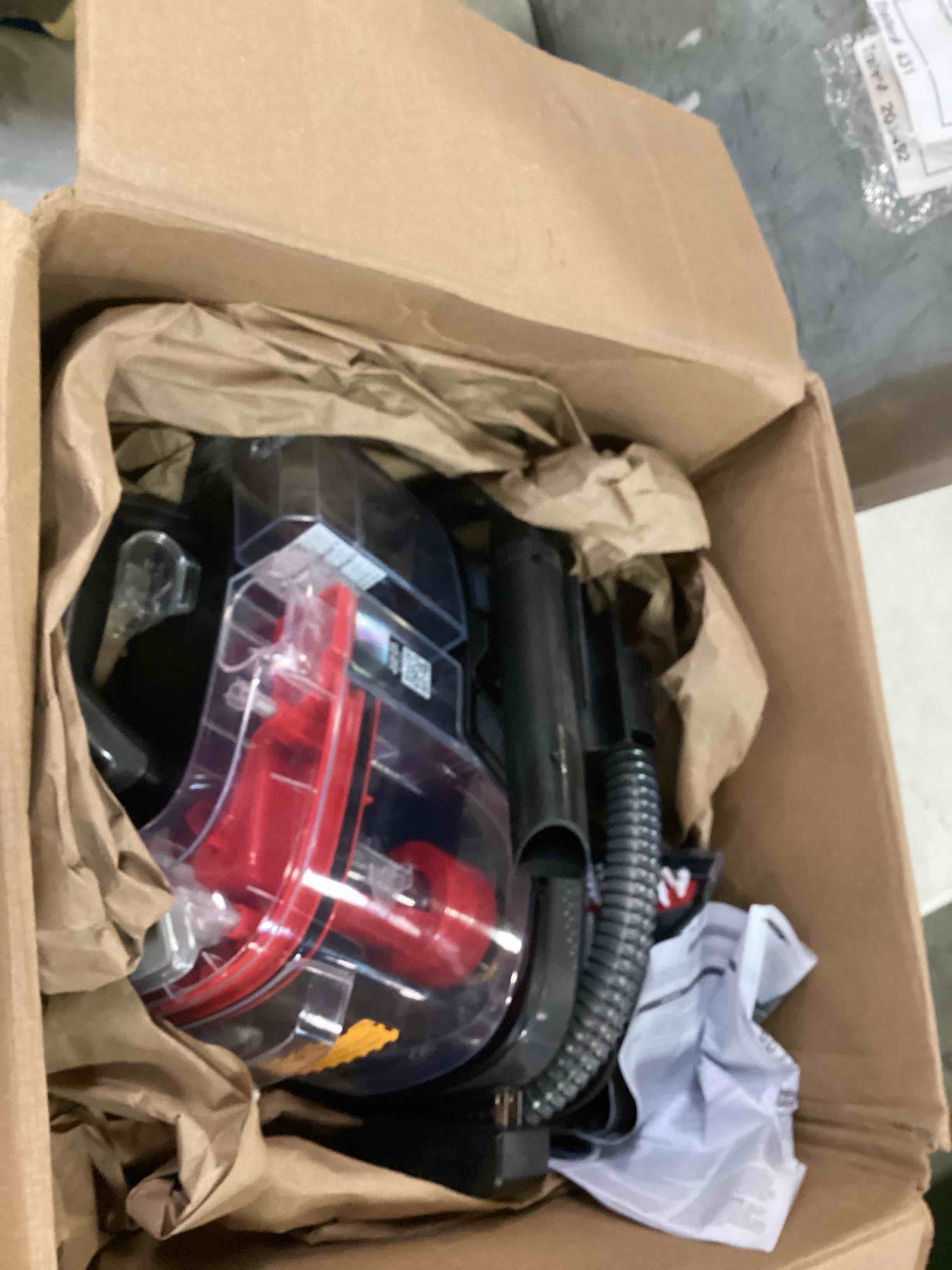 https://s3.amazonaws.com/lotting-images-prod/bidfta/GRN6618750_1715282456279.jpeg