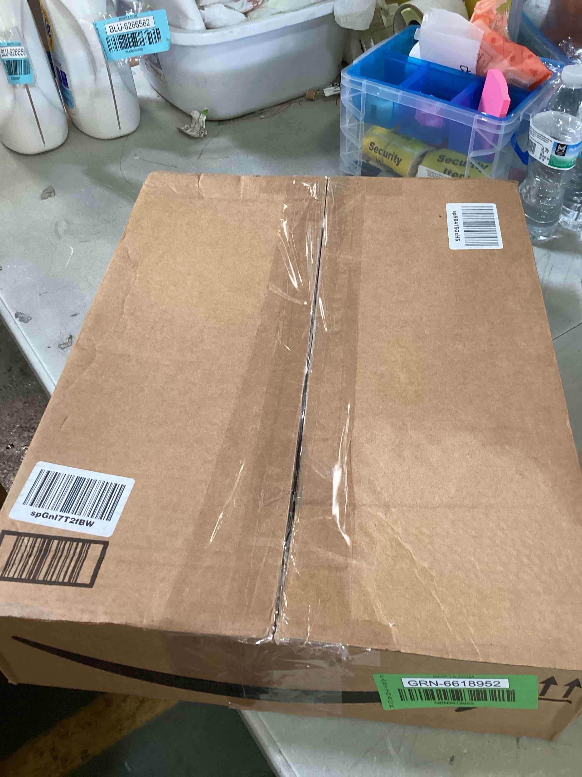 https://s3.amazonaws.com/lotting-images-prod/bidfta/GRN6618952_1715368455293.jpeg