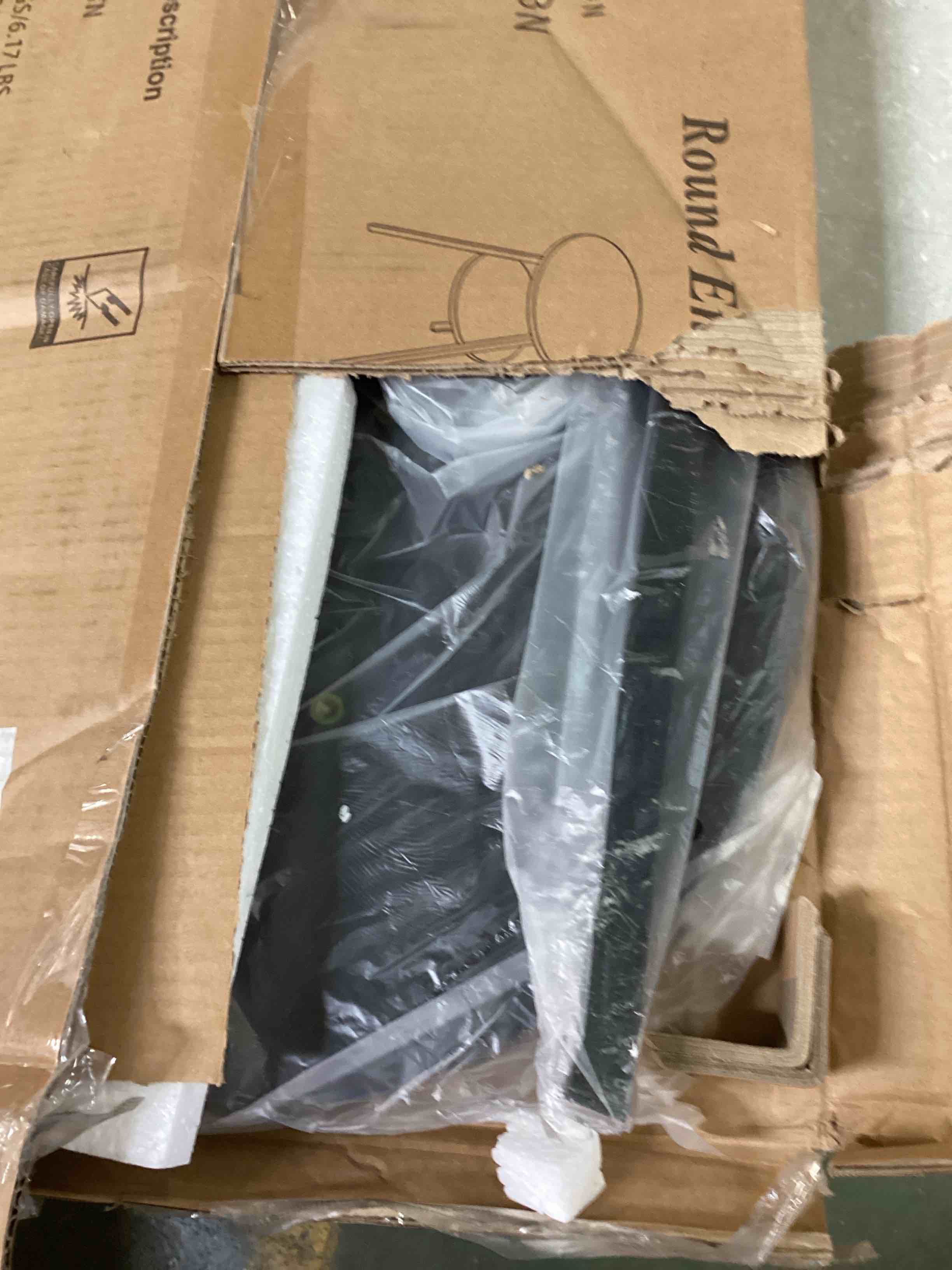 https://s3.amazonaws.com/lotting-images-prod/bidfta/GRN6618970_1715369974831.jpeg