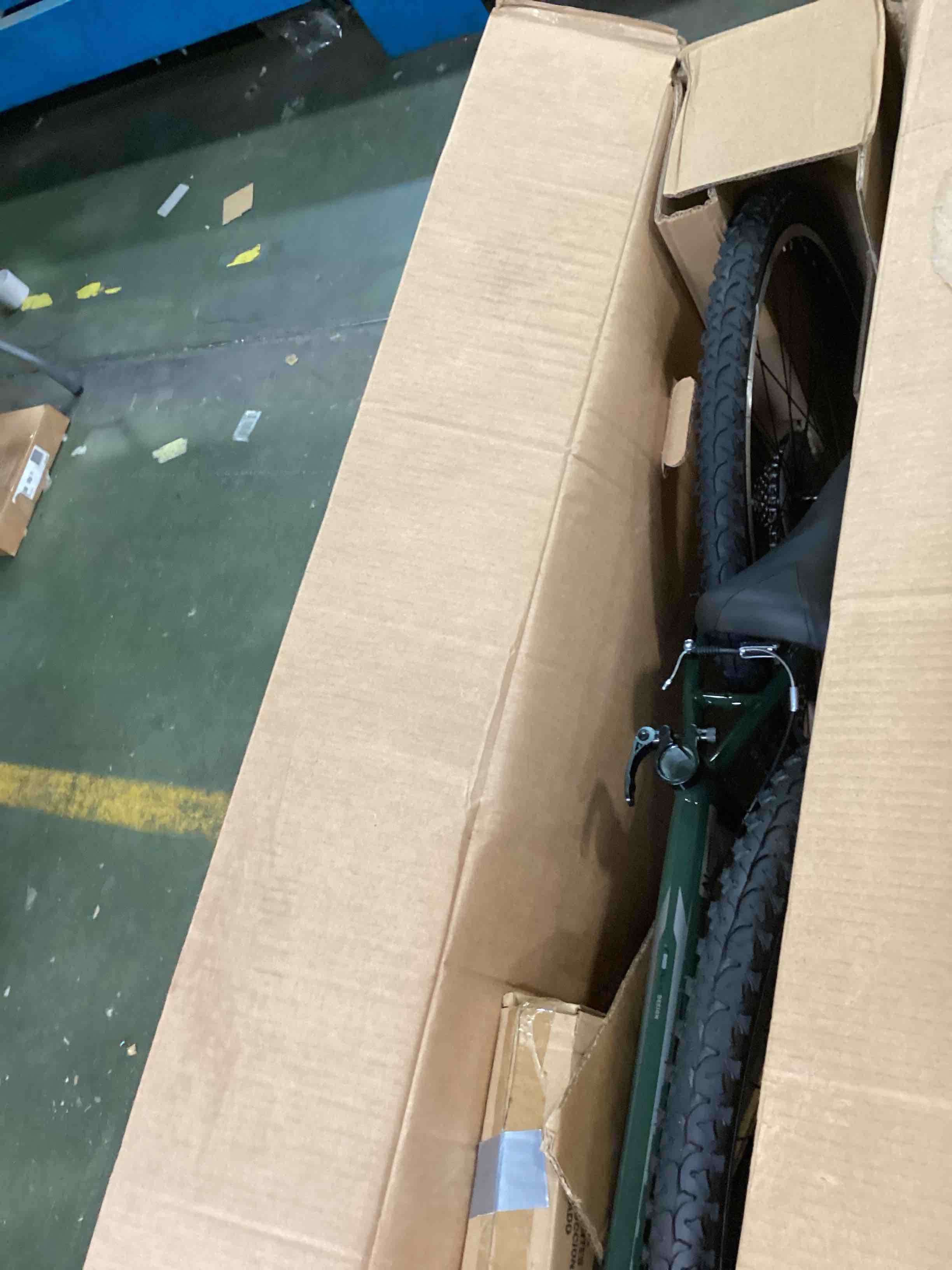 https://s3.amazonaws.com/lotting-images-prod/bidfta/GRN6619006_1715603315164.jpeg