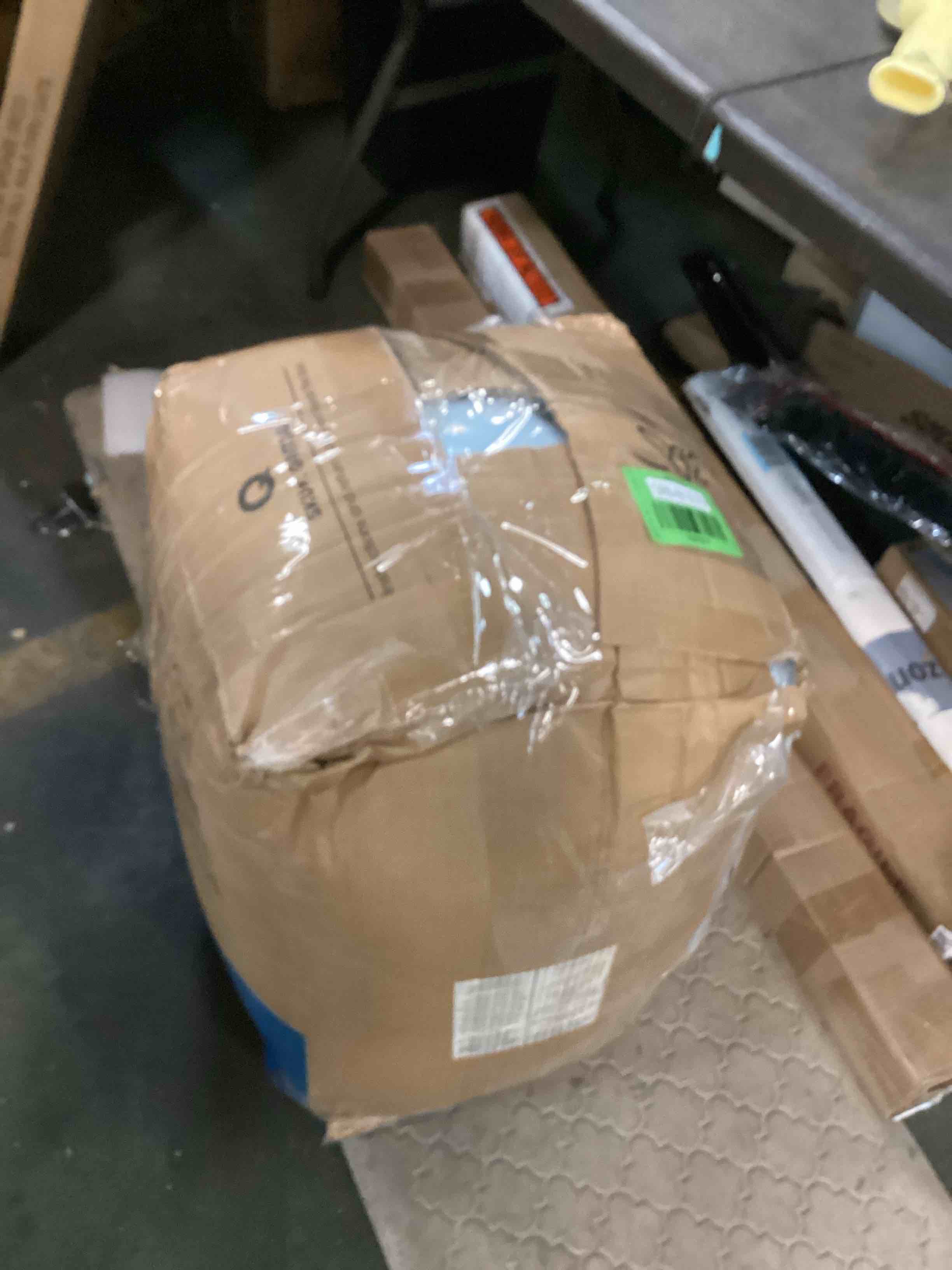 https://s3.amazonaws.com/lotting-images-prod/bidfta/GRN6619319_1715701580605.jpeg